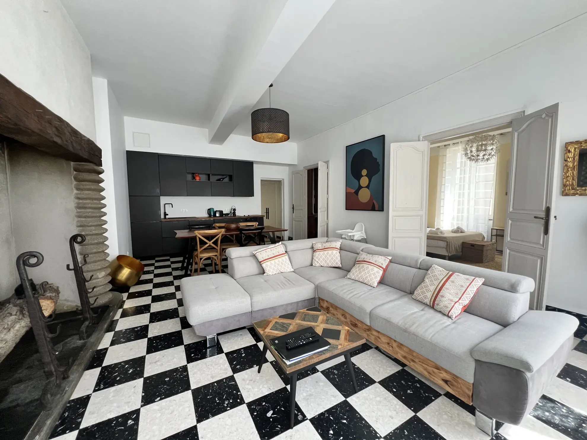 Appartement T3 à Carcassonne, centre-ville, secteur place Carnot - Charme et potentiel 