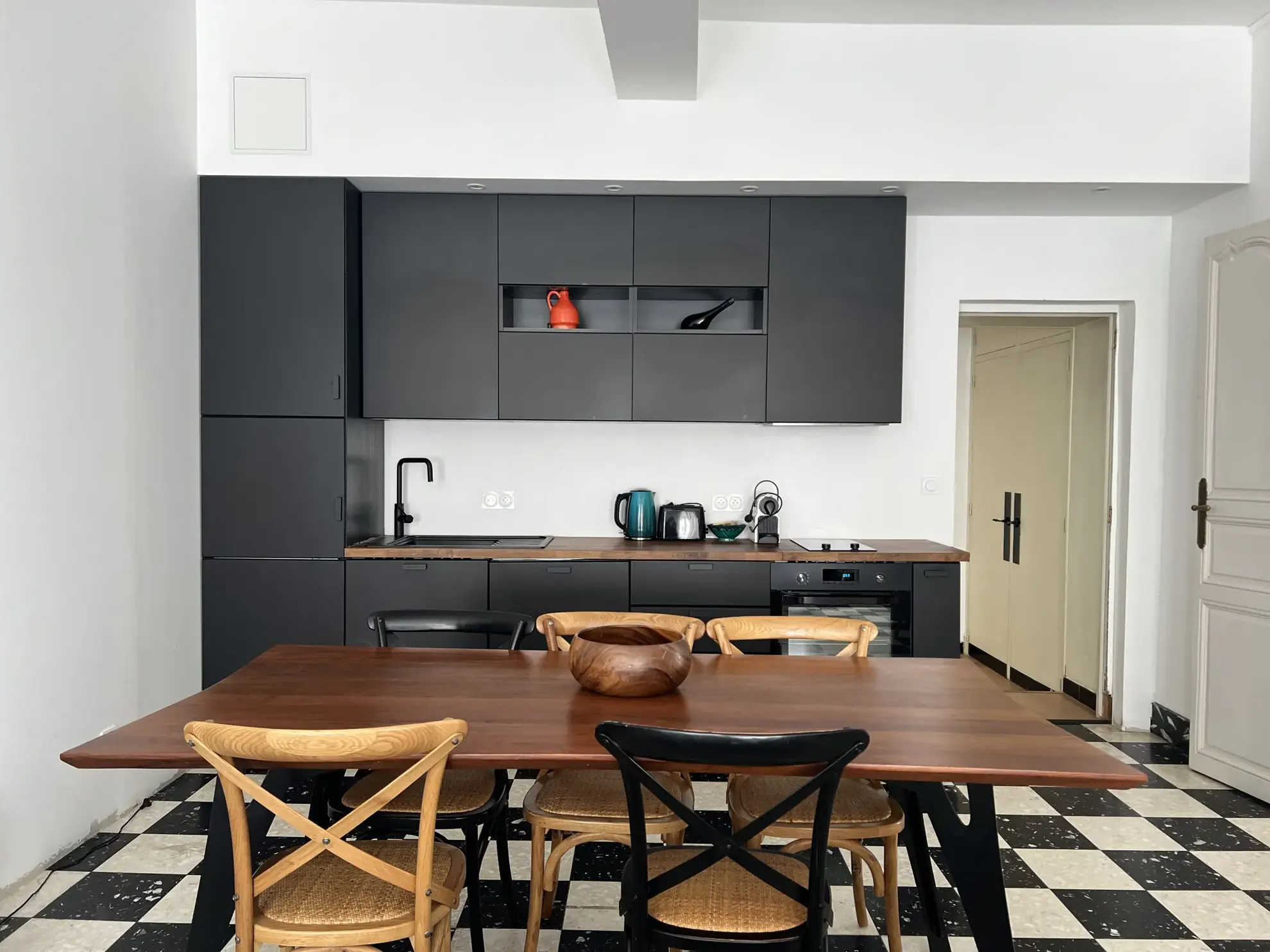 Appartement T3 à Carcassonne, centre-ville, secteur place Carnot - Charme et potentiel 