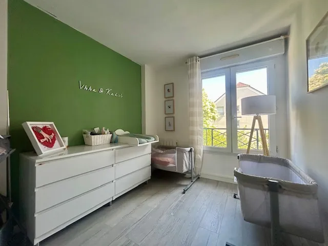 Charmant appartement F3 de 55 m² à Chilly Mazarin avec balcon et stationnement 