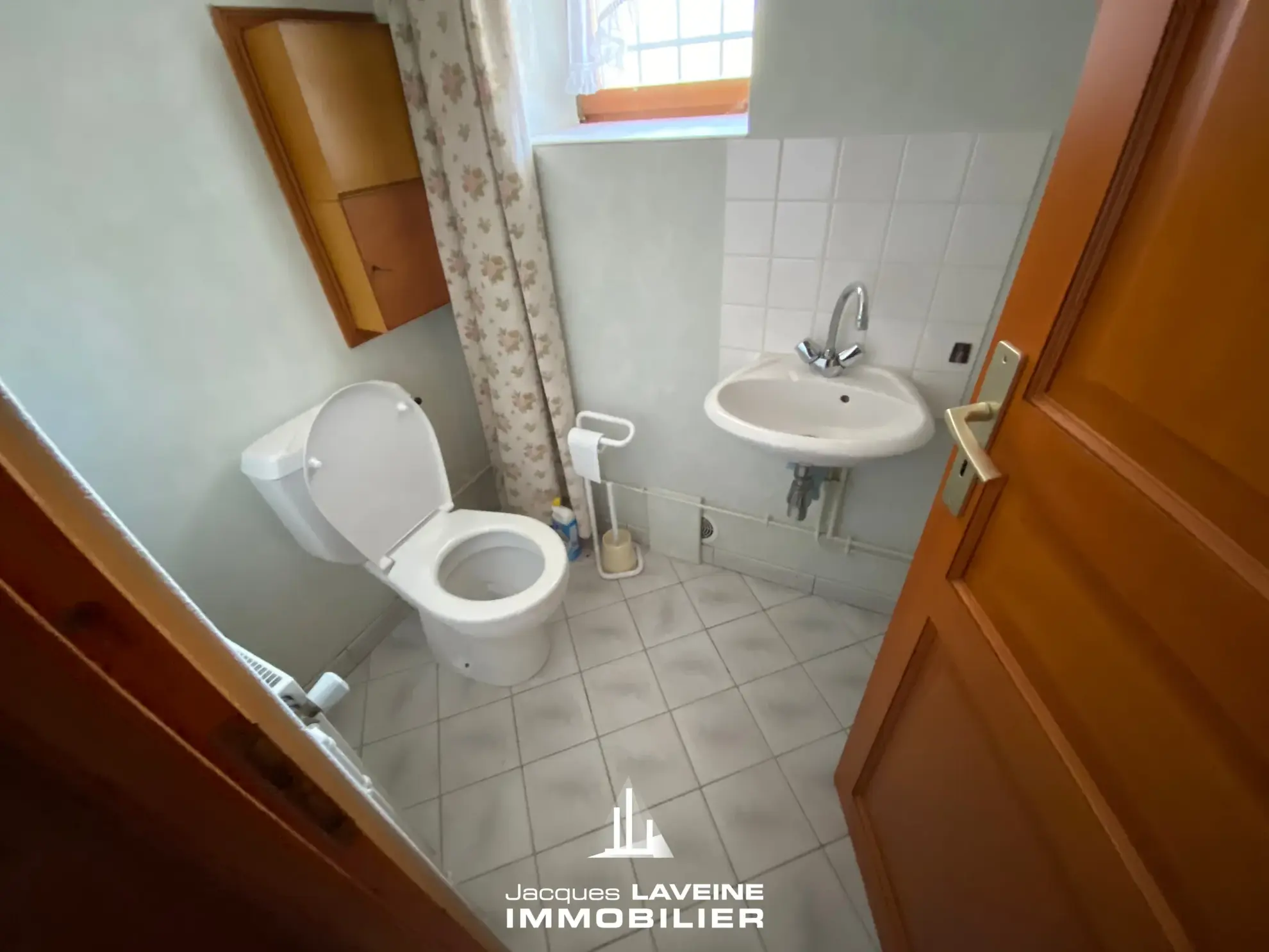 Ensemble immobilier à 15 km de Metz avec deux maisons et potentiel d'aménagement 