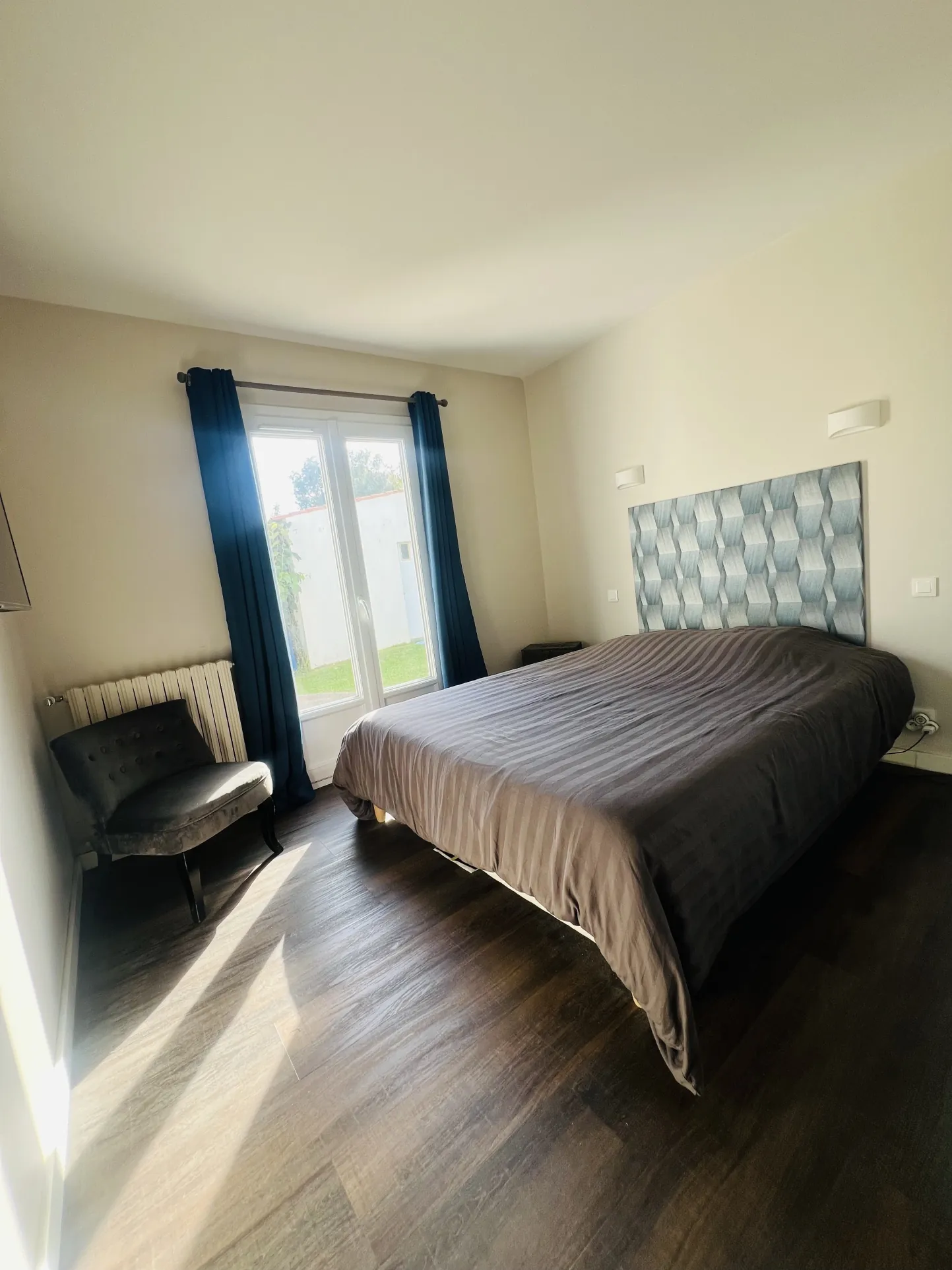 Maison rénovée avec jardin à Saint Foy, 2 chambres, séjour lumineux 