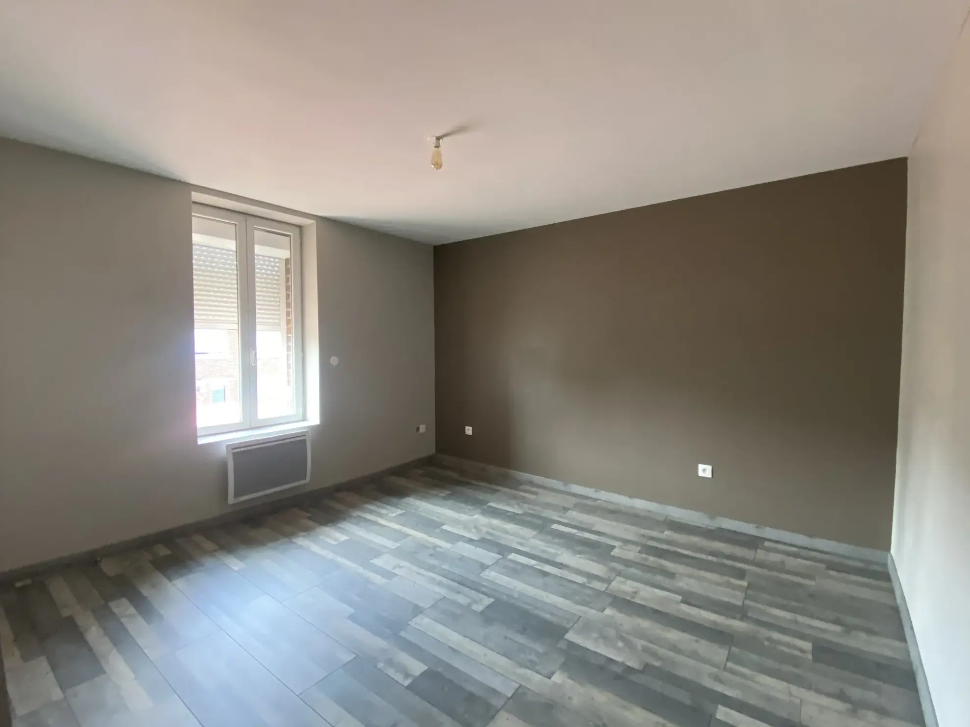 Maison de 116m² avec 3 chambres, jardin et parking à Trith Saint Léger 