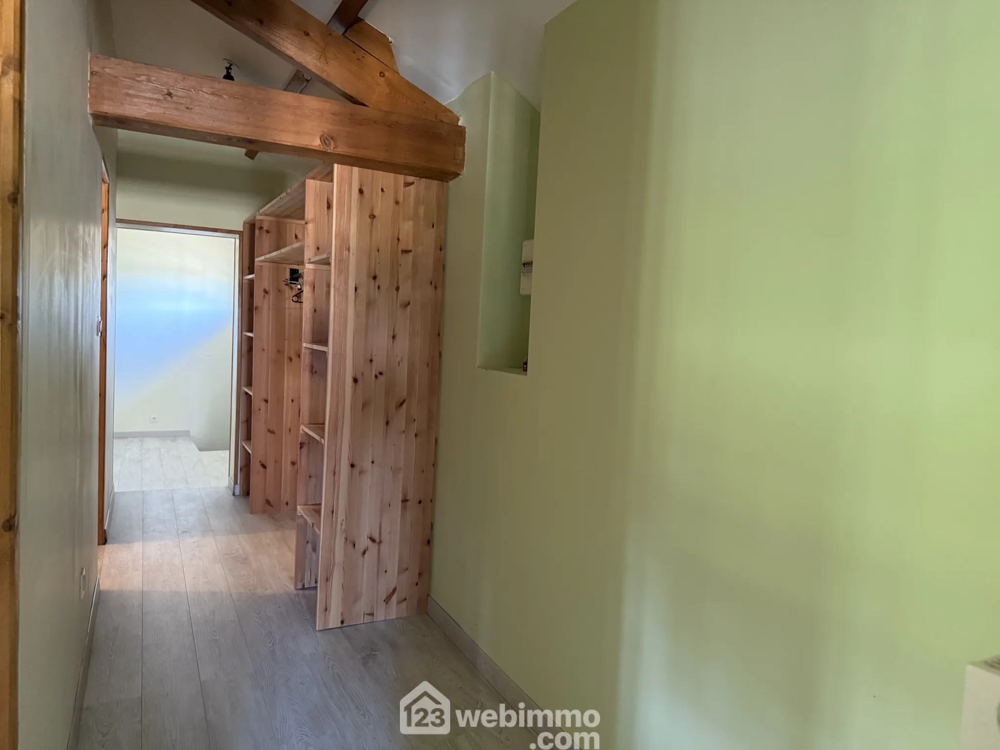 Maison de plain-pied de 175 m2 à Saint-Clair avec terrain clos 