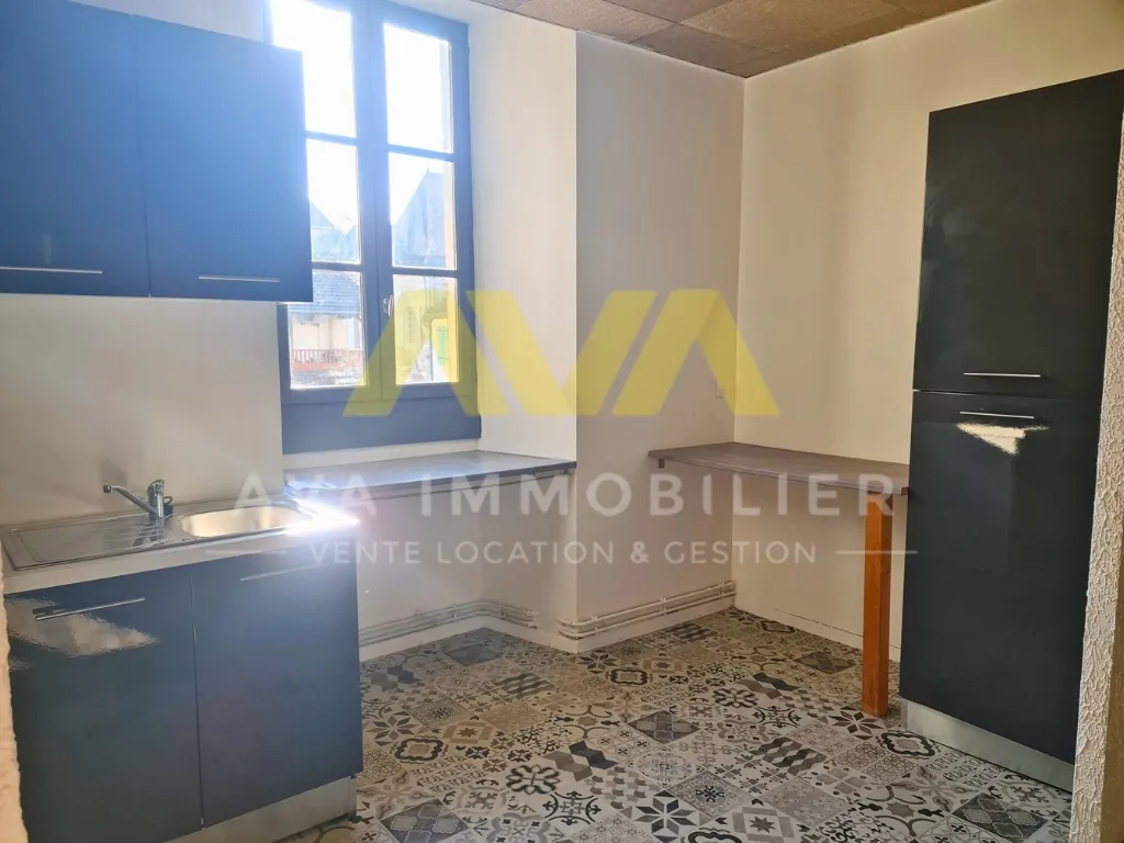 Immeuble de rapport à Navarrenx avec forte rentabilité et potentiel de valorisation 