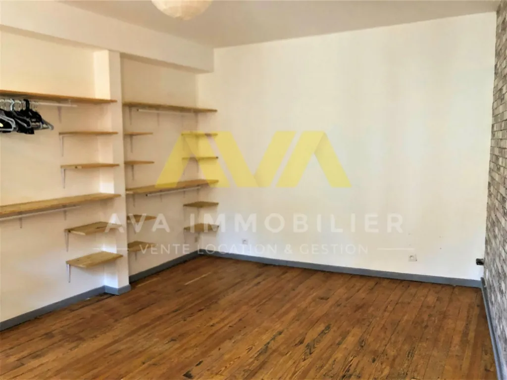 Immeuble de rapport à Navarrenx avec forte rentabilité et potentiel de valorisation 