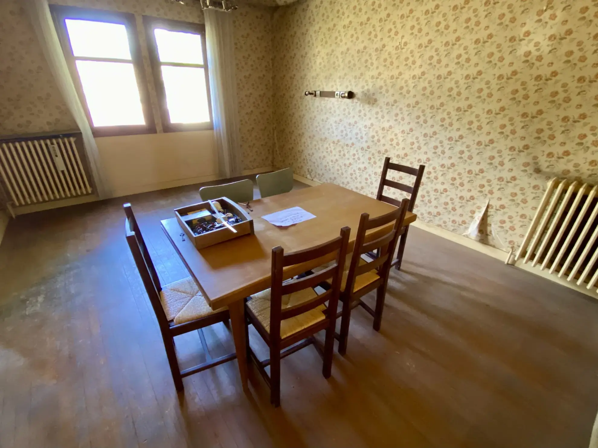 Maison à rénover avec grand potentiel à Saint-Michel-de-Maurienne 