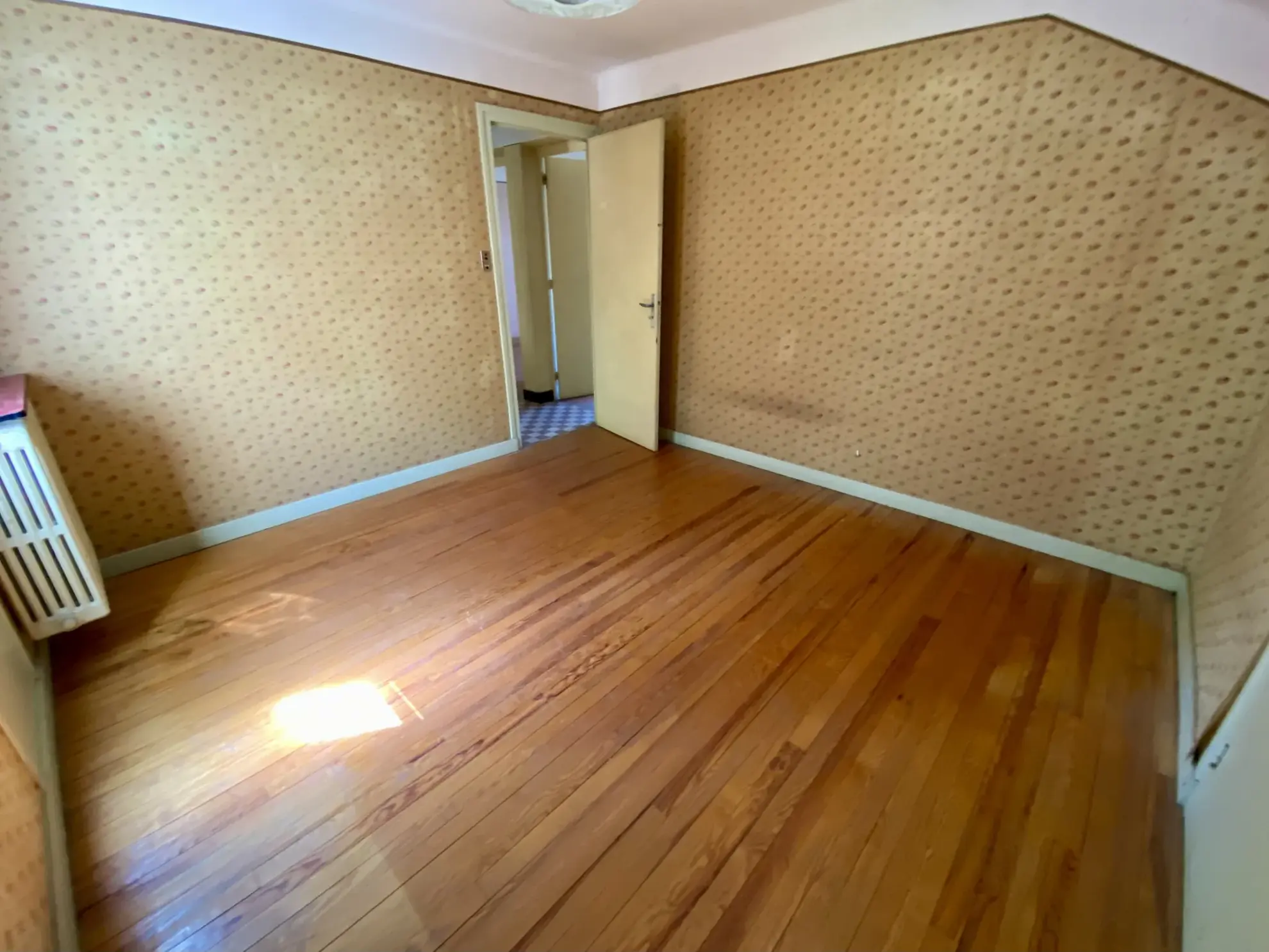 Maison à rénover avec grand potentiel à Saint-Michel-de-Maurienne 