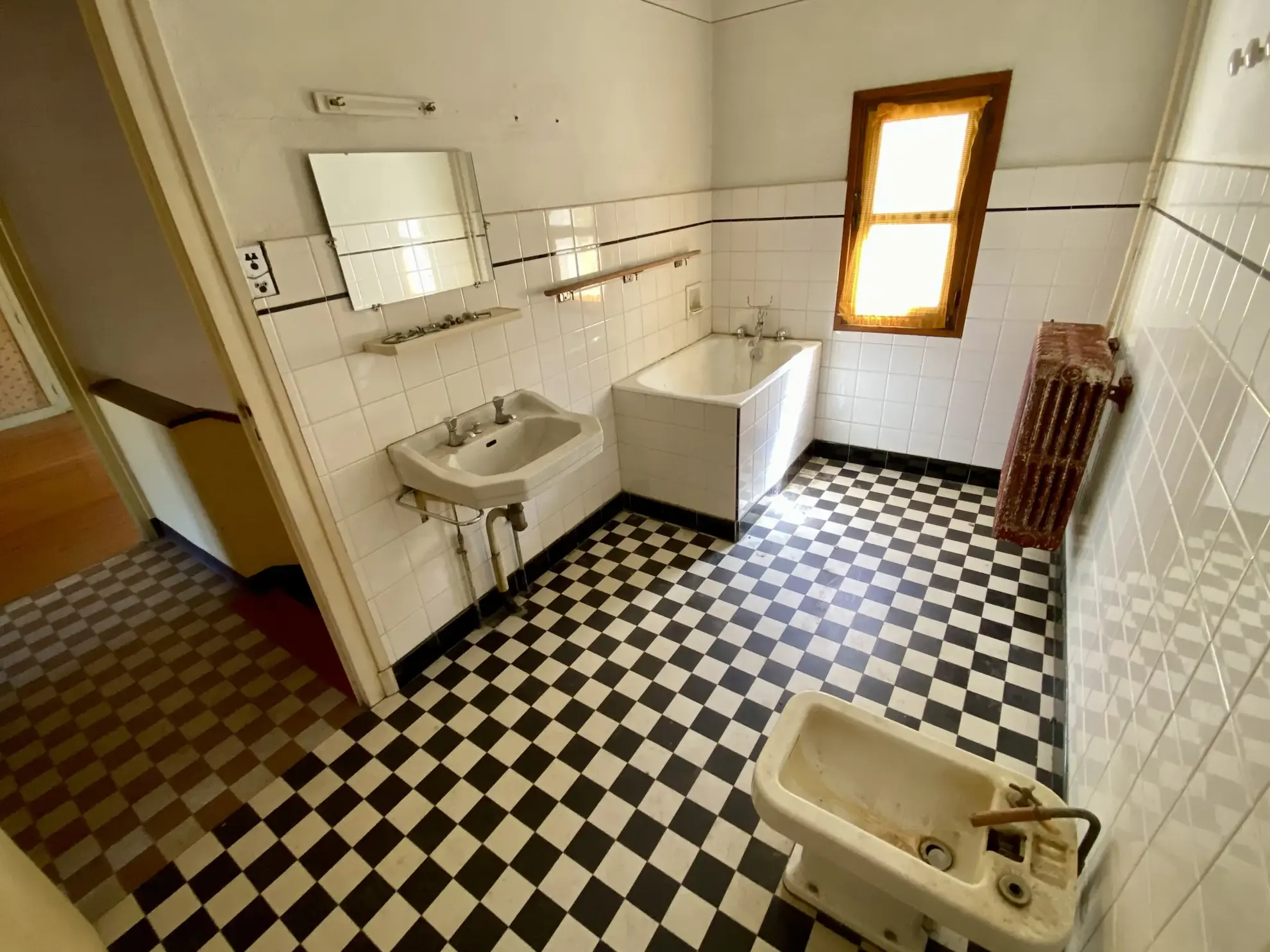 Maison à rénover avec grand potentiel à Saint-Michel-de-Maurienne 