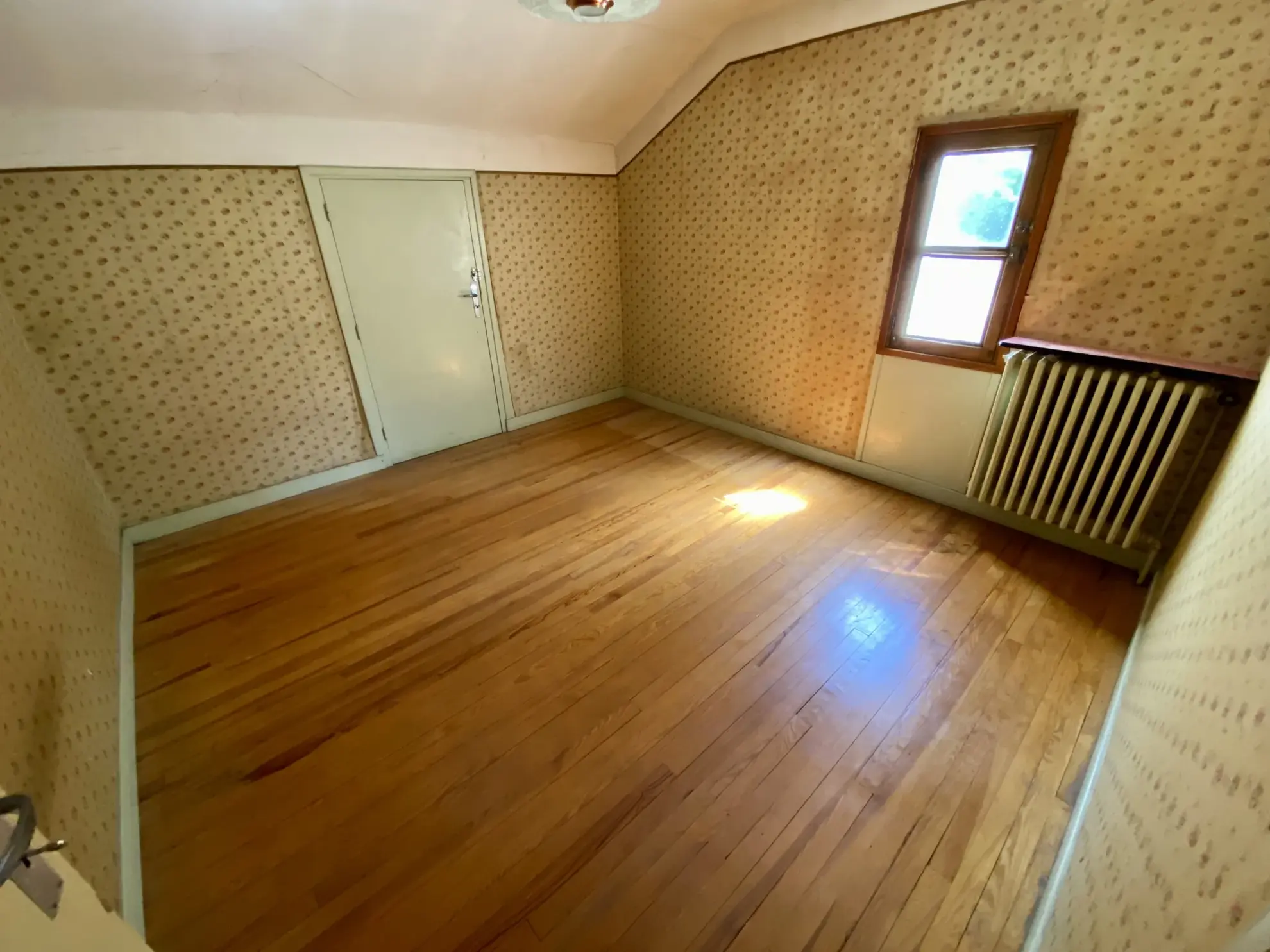 Maison à rénover avec grand potentiel à Saint-Michel-de-Maurienne 