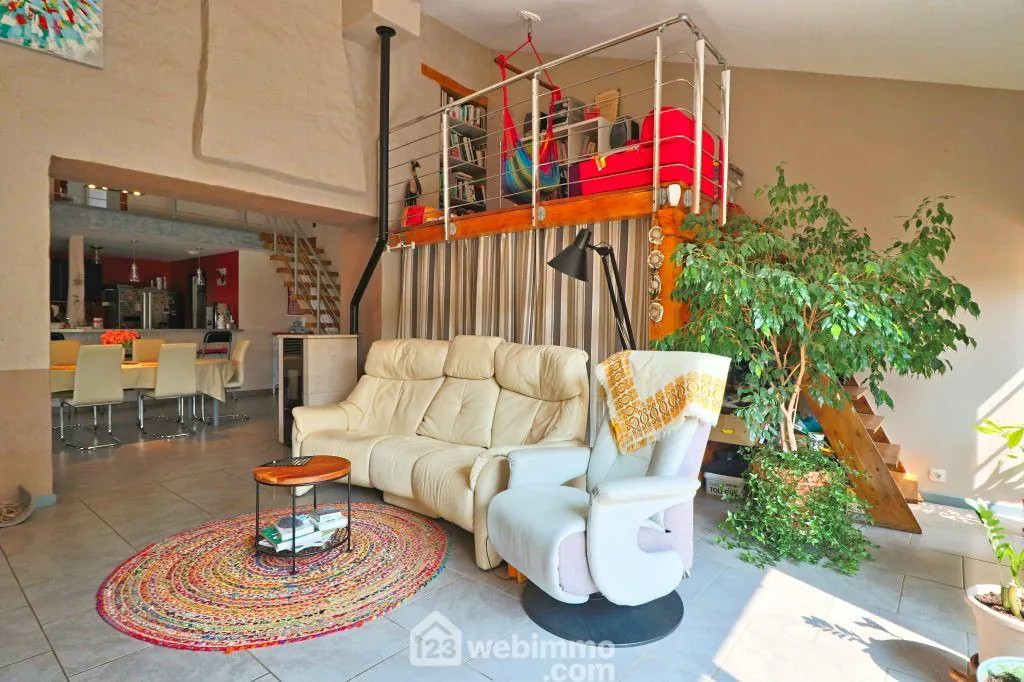 Maison en pierre de 134 m² avec jardin et potentiel à Marigny-Chemereau 