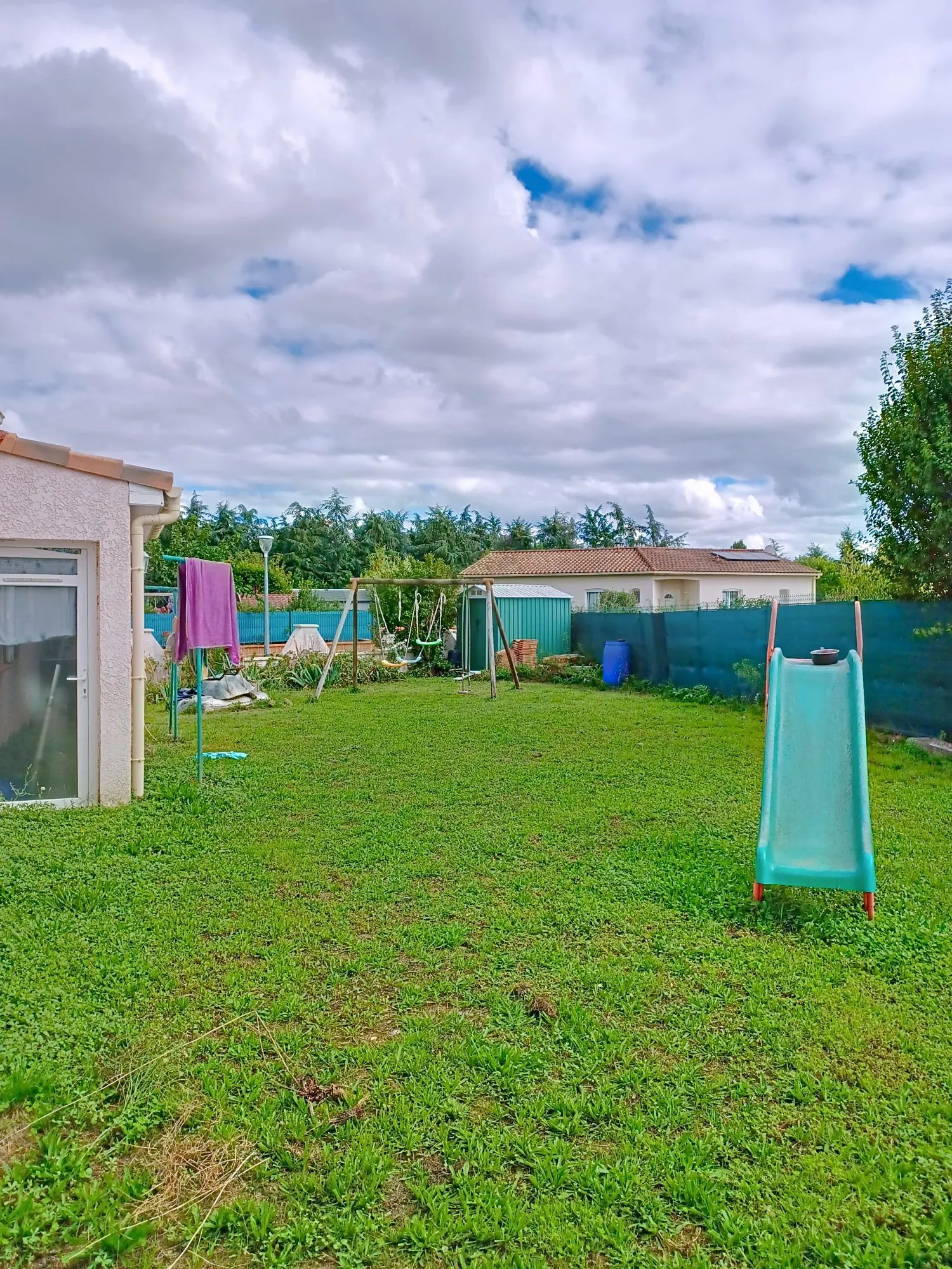 Maison de plain-pied lumineuse avec jardin à Lagrave - 4 chambres 