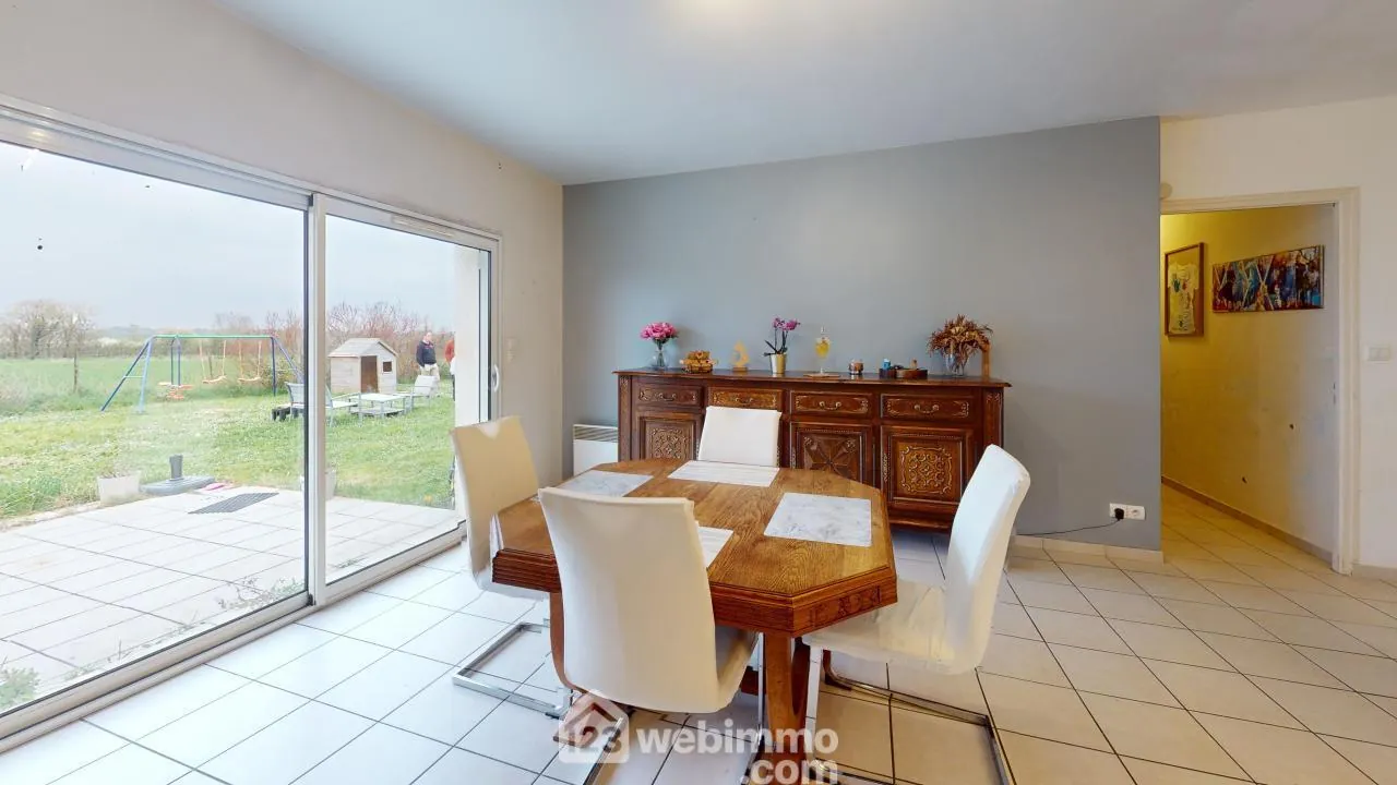 Maison de plain-pied à vendre au Bernard, investissement locatif 