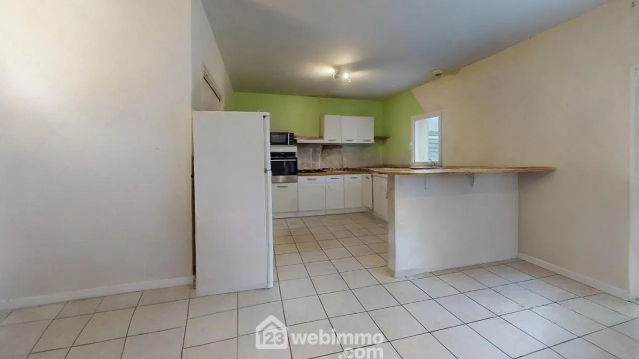 Maison de plain-pied à vendre au Bernard, investissement locatif 