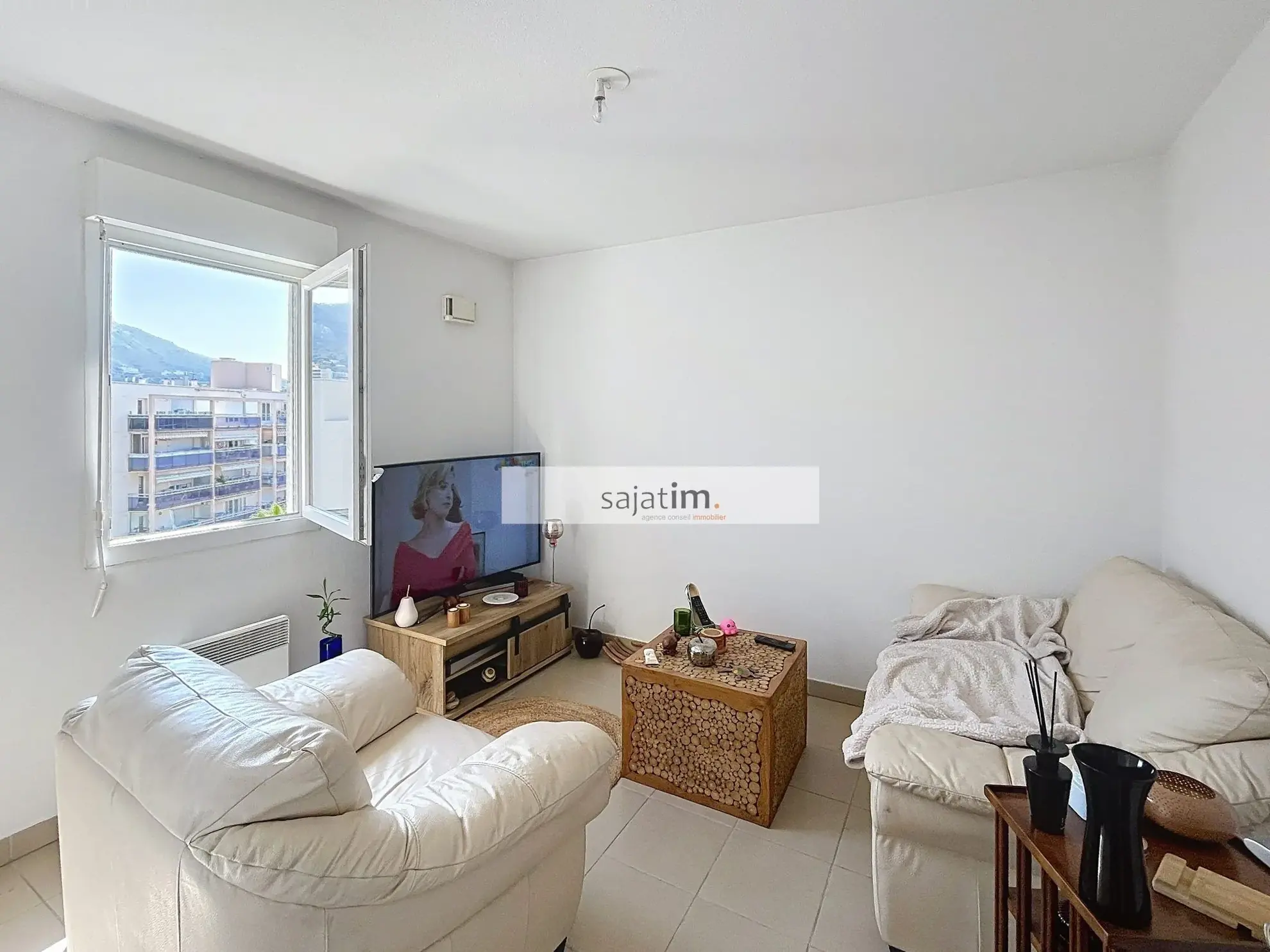 Appartement T2/T3 avec vue sur le Faron à Toulon - Dernier étage avec garage 