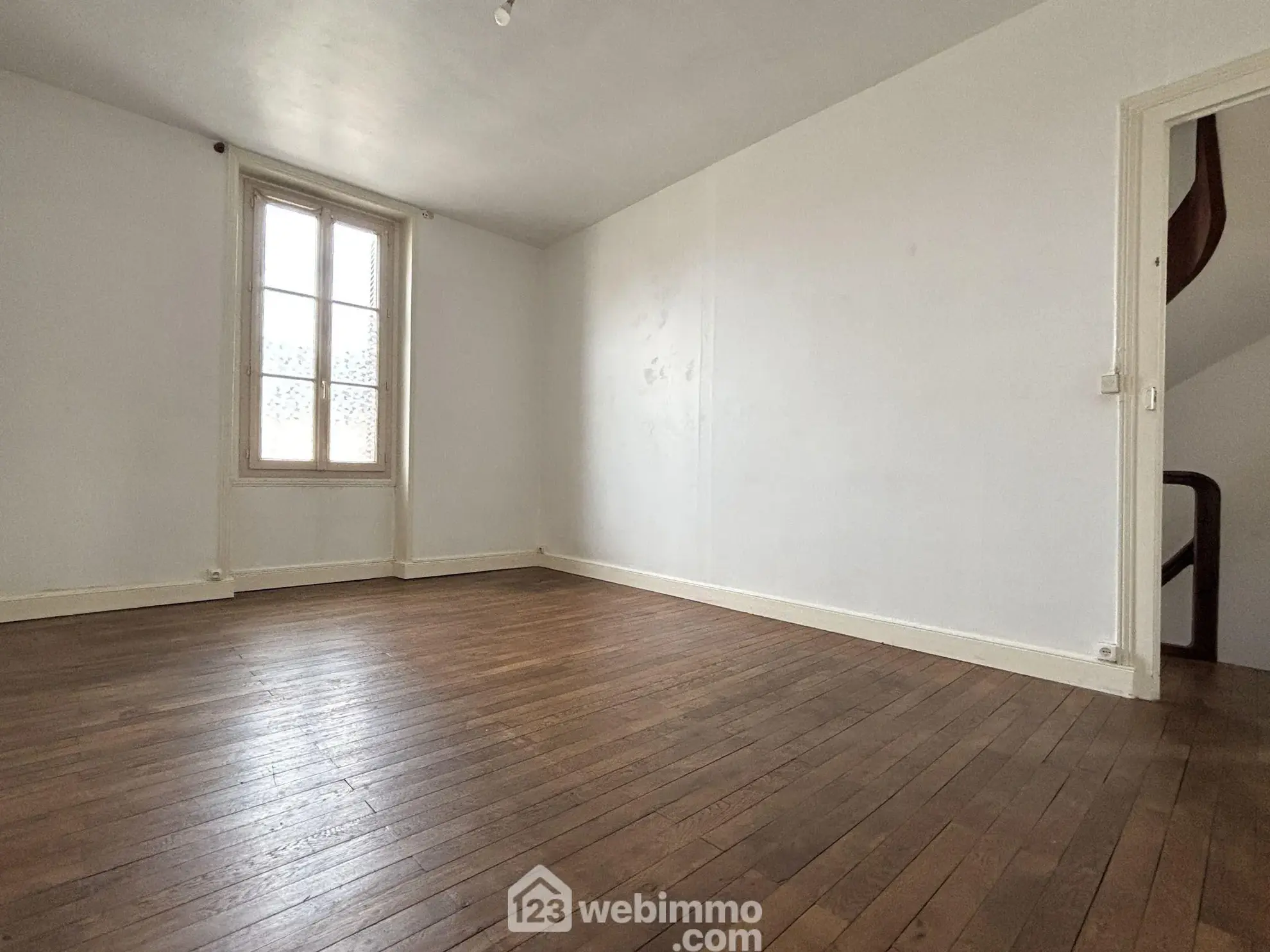 Maison de ville à Ingrandes-sur-Vienne - 95 m² avec garage et terrain clos 