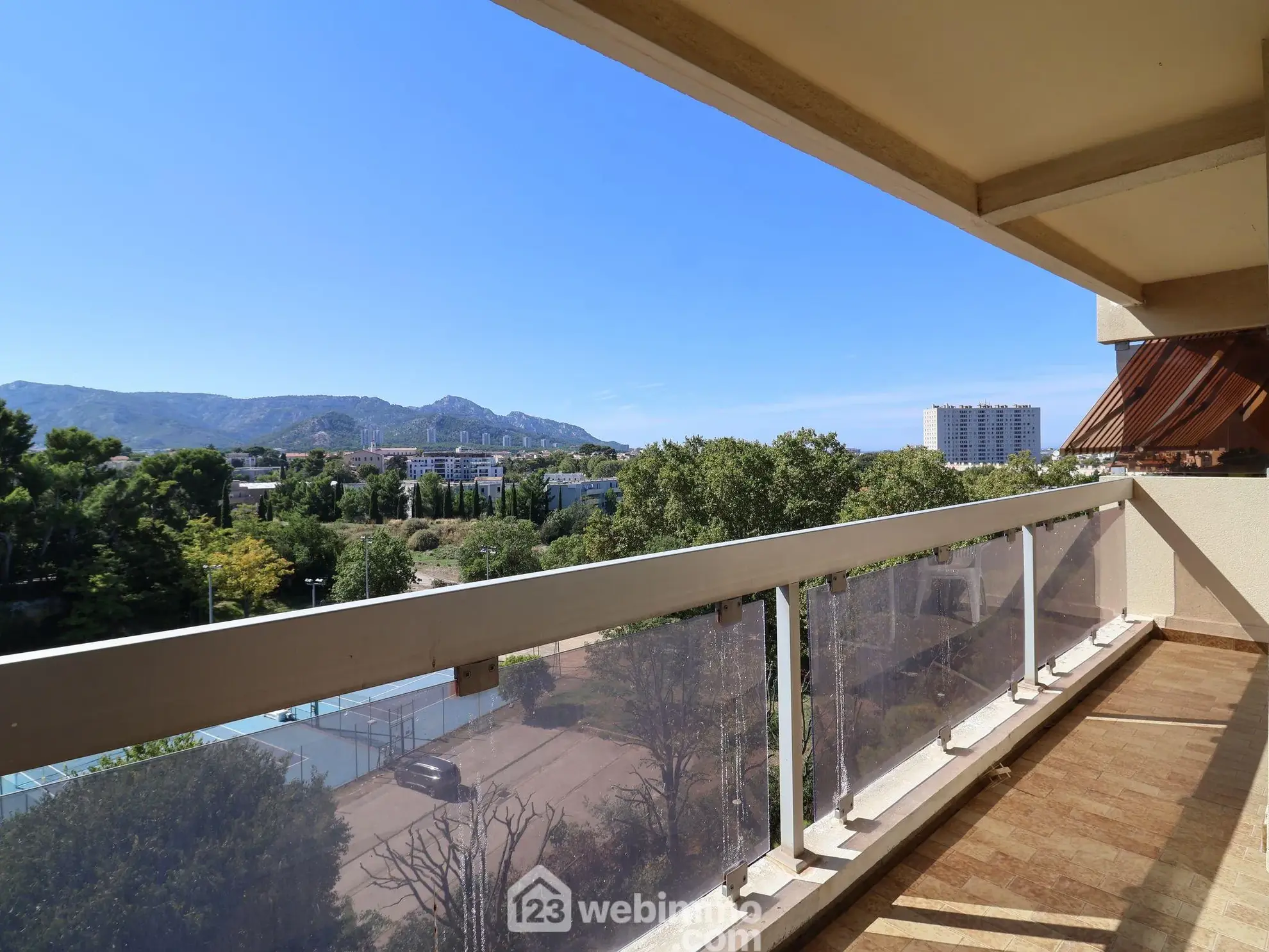 Appartement de 68m² avec vue sur Calanques à Mazargues Marseille