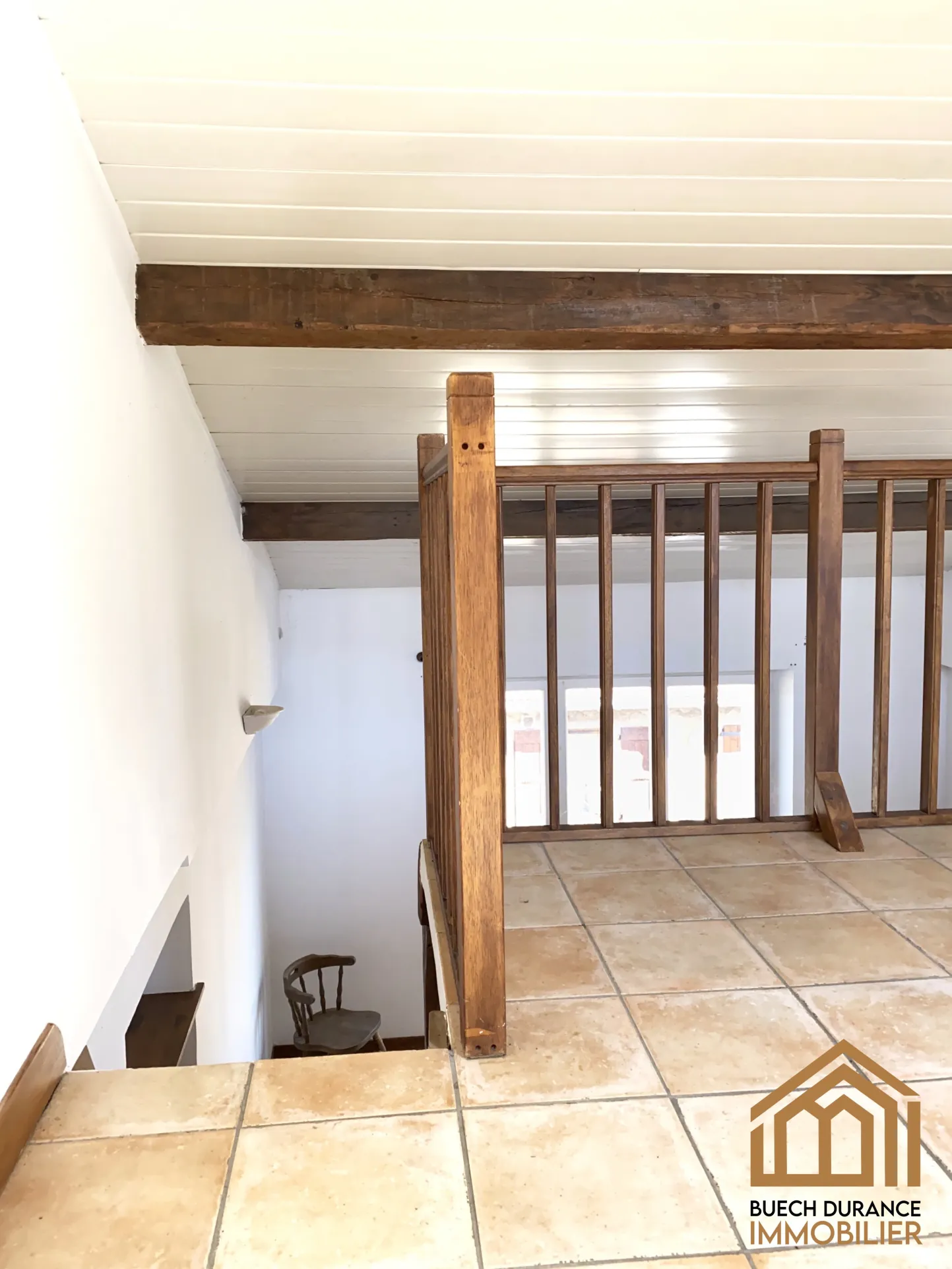 Immeuble de 5 logements à vendre en centre-ville de Laragne-Montéglin 