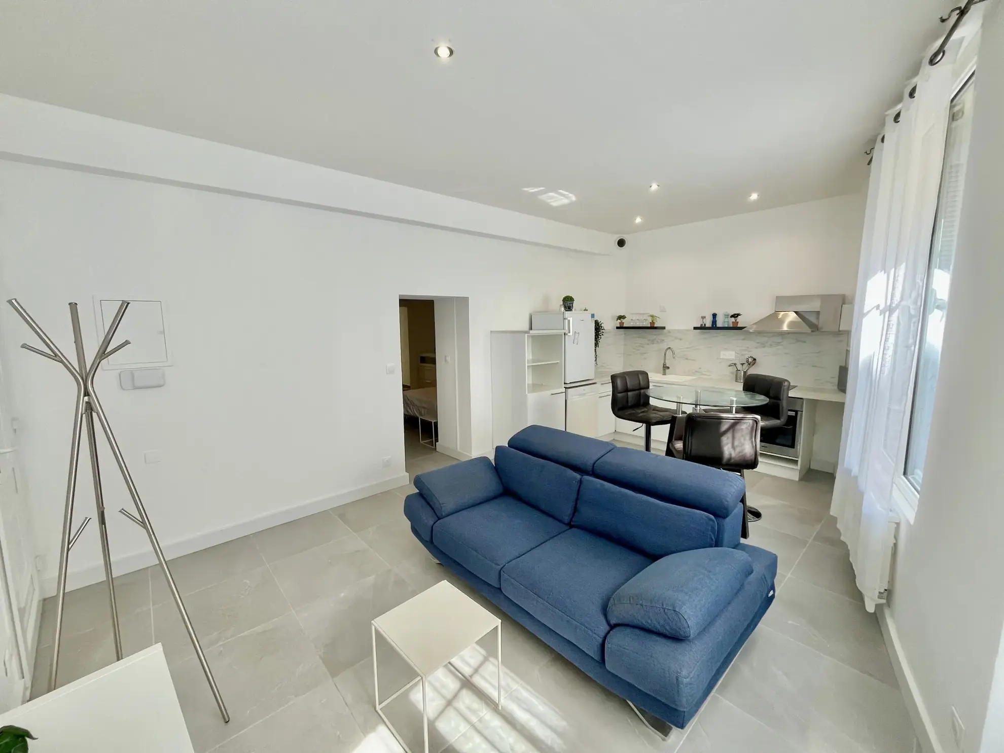 Appartement T2 rénové de 41 m² à Nîmes, proche du centre-ville