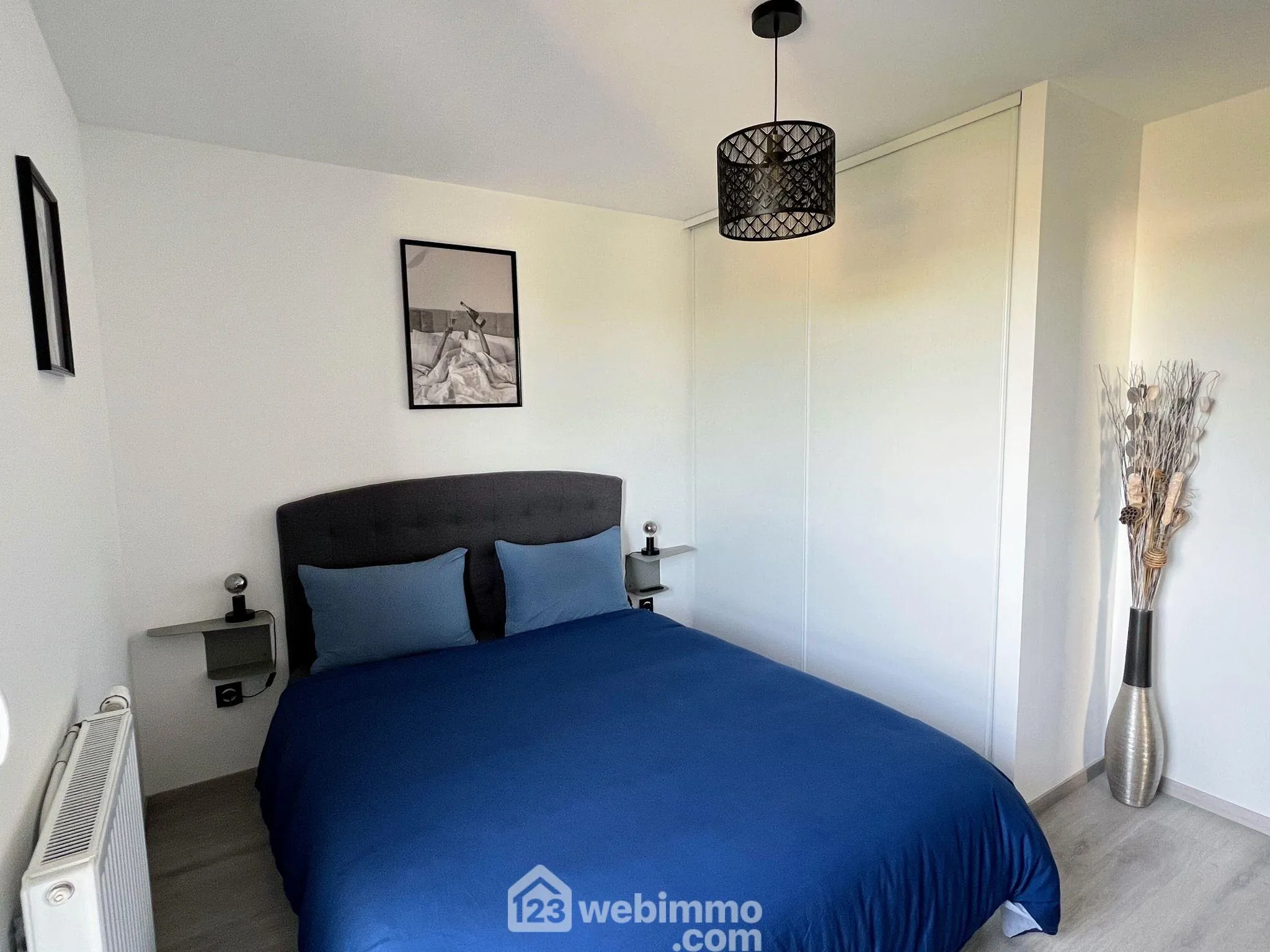 Appartement neuf de 52 m² aux Ponts-de-Cé, livré en 2025 avec balcon et mobilier inclus 