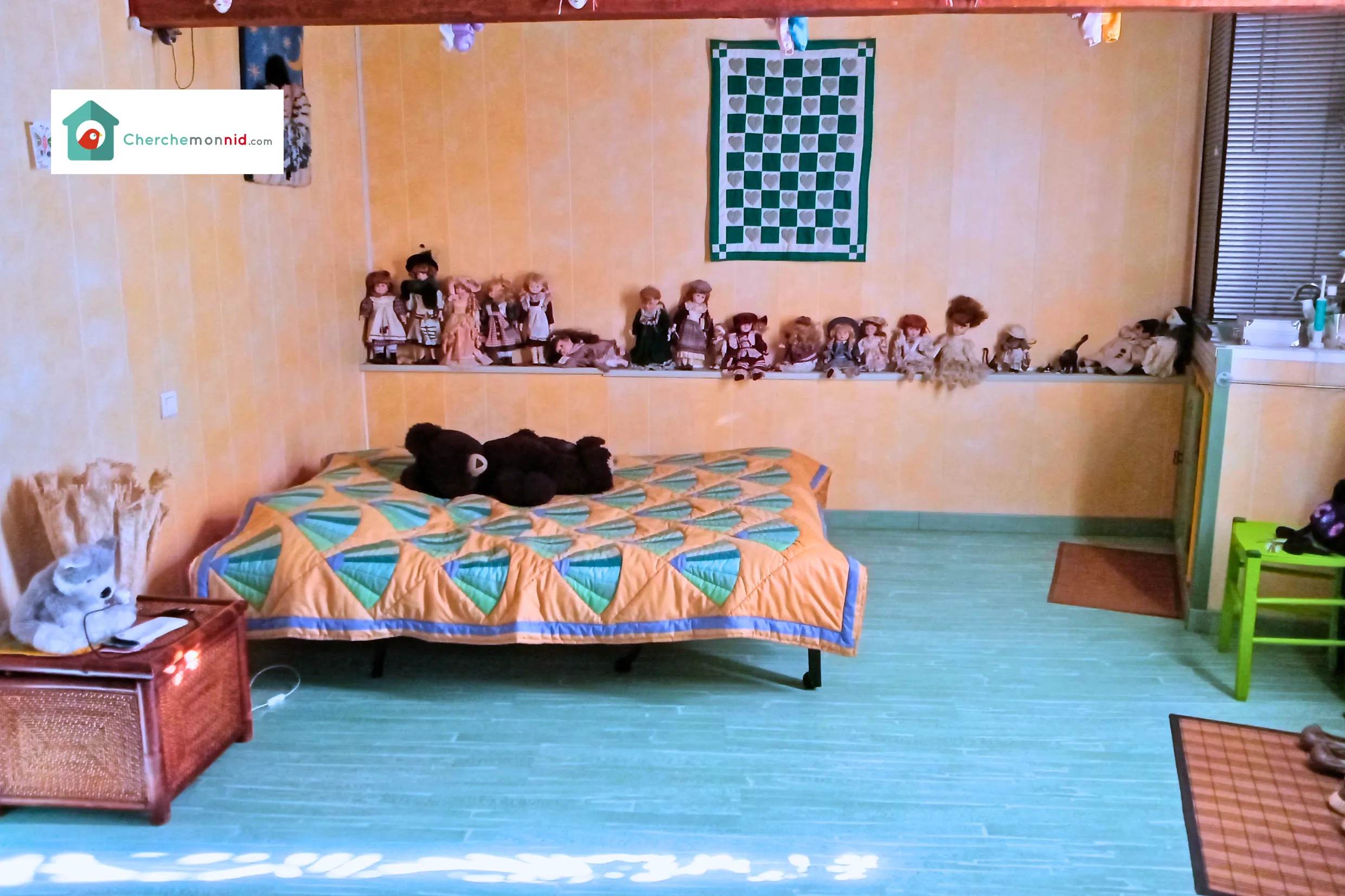 Maison avec locaux commerciaux et piscine à Saint-Juéry - Investissement locatif 