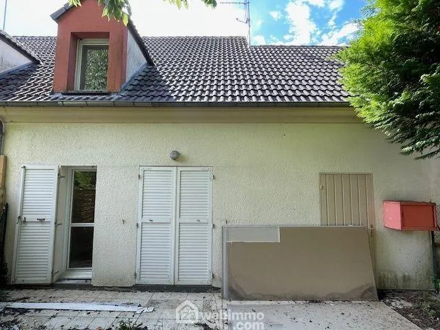 Charmante maison de 67m² avec jardin et garage à Noyon