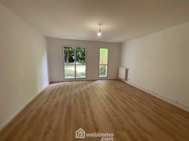 Charmante maison de 67m² avec jardin et garage à Noyon 