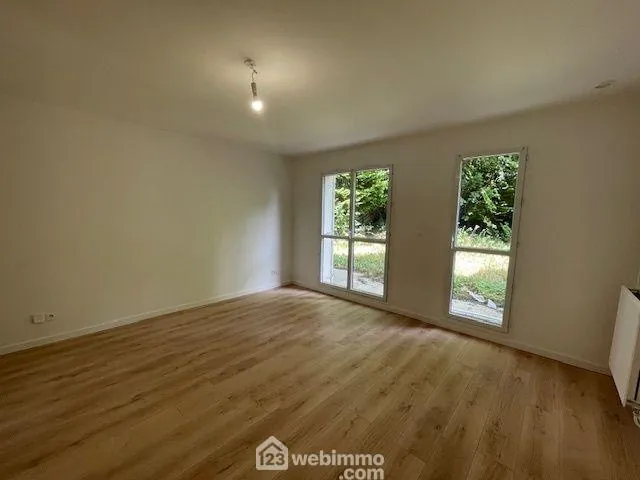 Charmante maison de 67m² avec jardin et garage à Noyon 