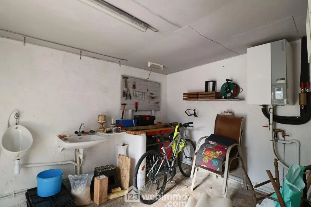 Maison rénovée de 113 m² avec jardin clos à Civray 86400 