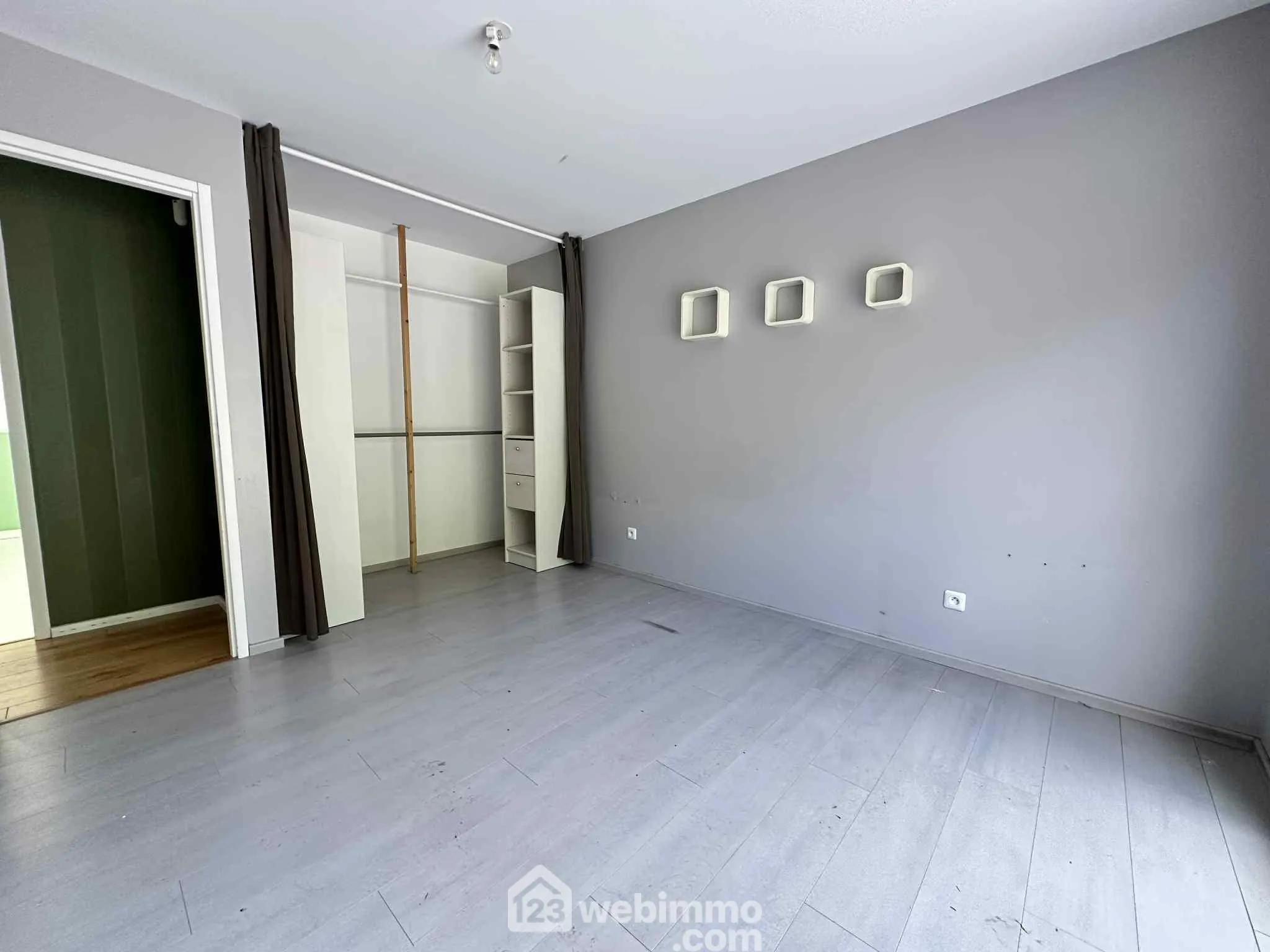 Maison de plain-pied 117 m² à Mons en Laonnois avec jardin et garage 