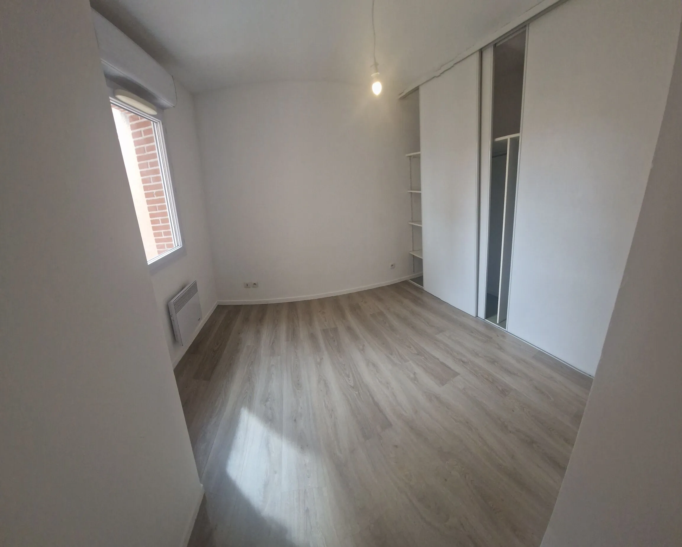 Appartement 3 pièces avec piscine et parking à Muret – Lumineux et sécurisé 