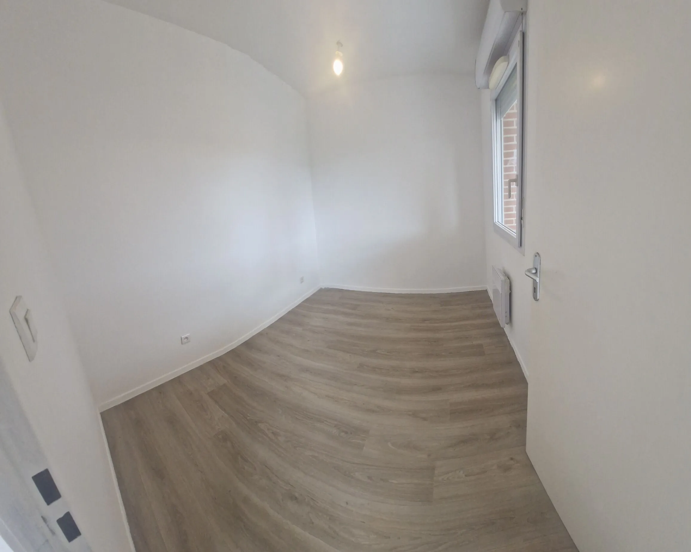 Appartement 3 pièces avec piscine et parking à Muret – Lumineux et sécurisé 