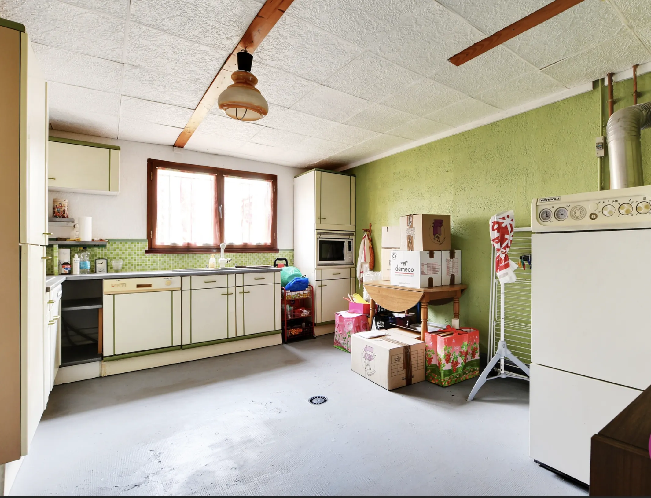 Maison à rénover de 85 m² avec jardin et parking à Draveil 