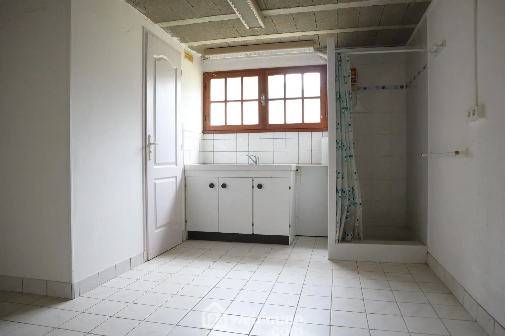 Maison à vendre de 138 m² à Sèvres-Anxaumont avec jardin et sous-sol 