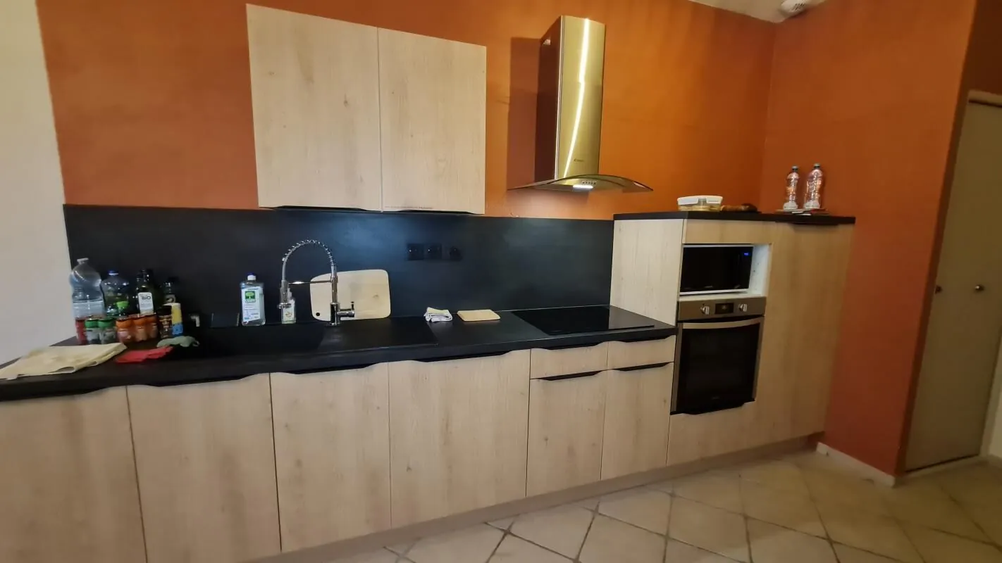 Appartement T2 avec terrasse à vendre à Avignon - Quartier Saint Ruf 