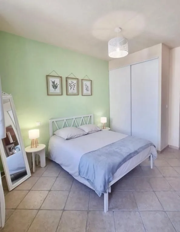 Appartement T2 avec terrasse à vendre à Avignon - Quartier Saint Ruf 