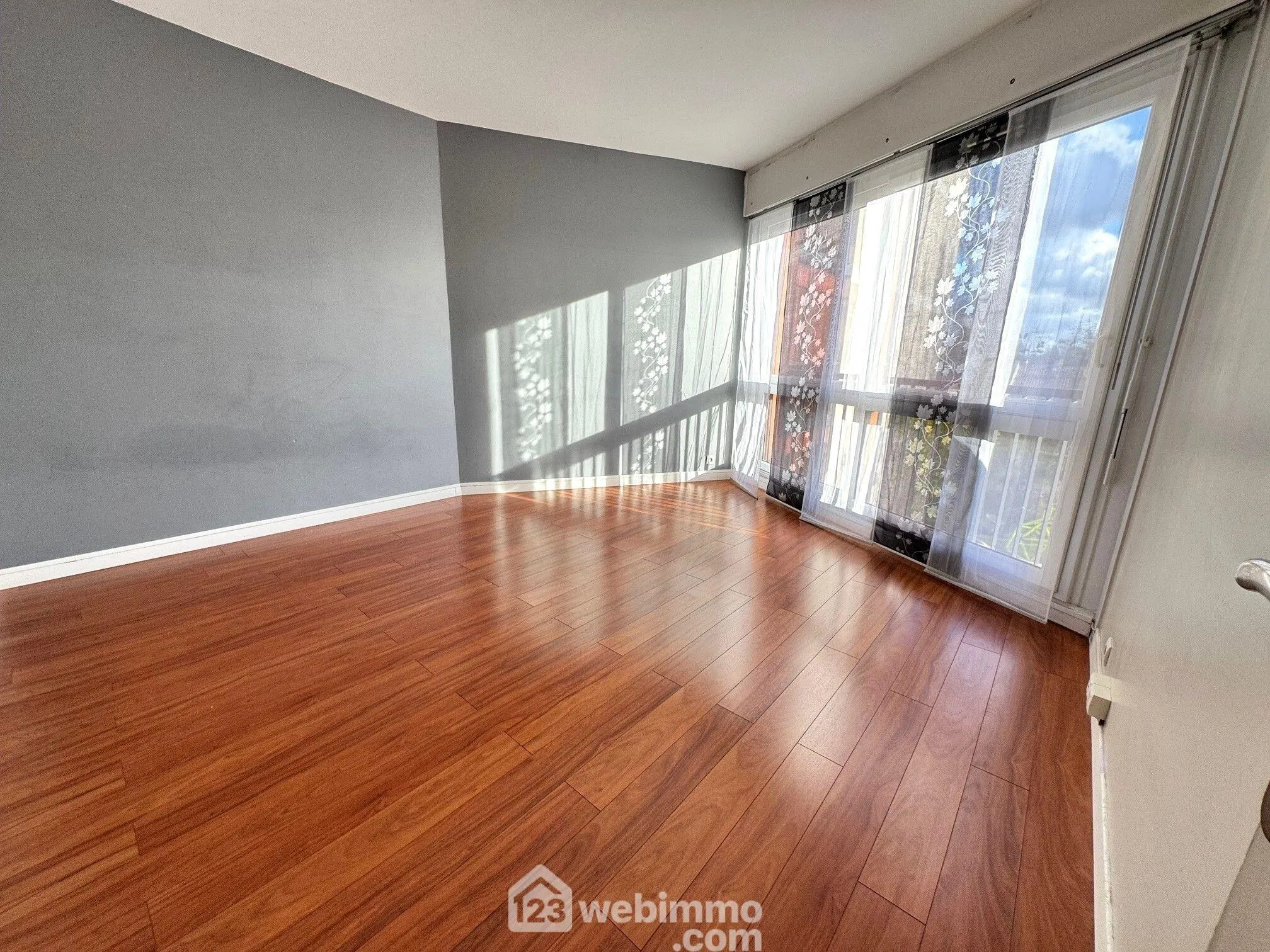 Appartement de 85 m² avec 3 chambres à Ris-Orangis dans le Domaine de l'Aunette 