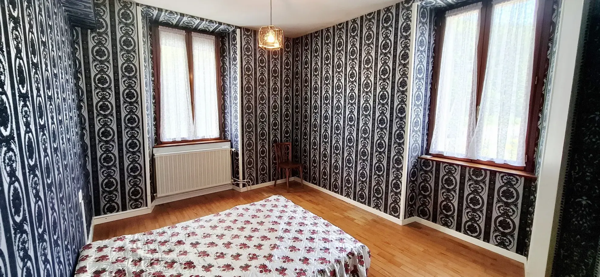 Maison de village avec jardin et vue sur ruisseau à Nalzen, Ariège 