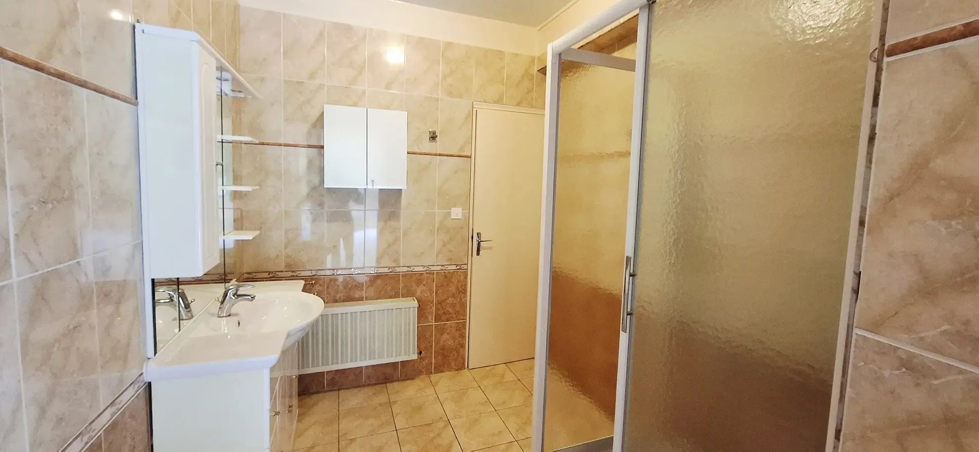 Maison de village avec jardin et vue sur ruisseau à Nalzen, Ariège 