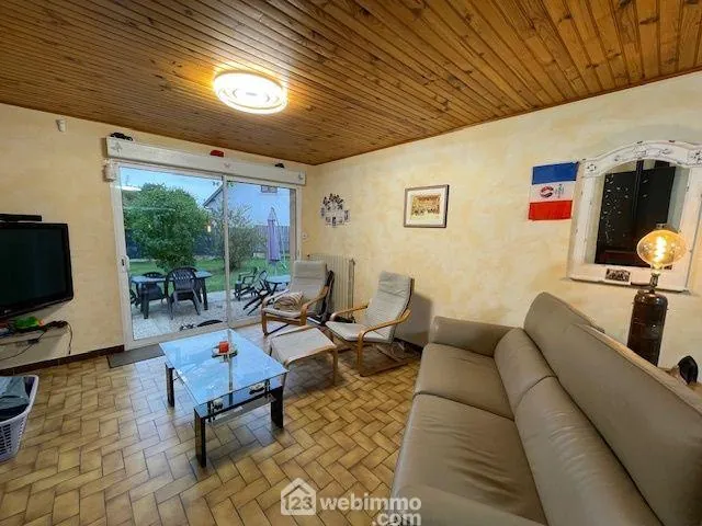 Maison à vendre de 129m² à Noyon avec garage et dépendance