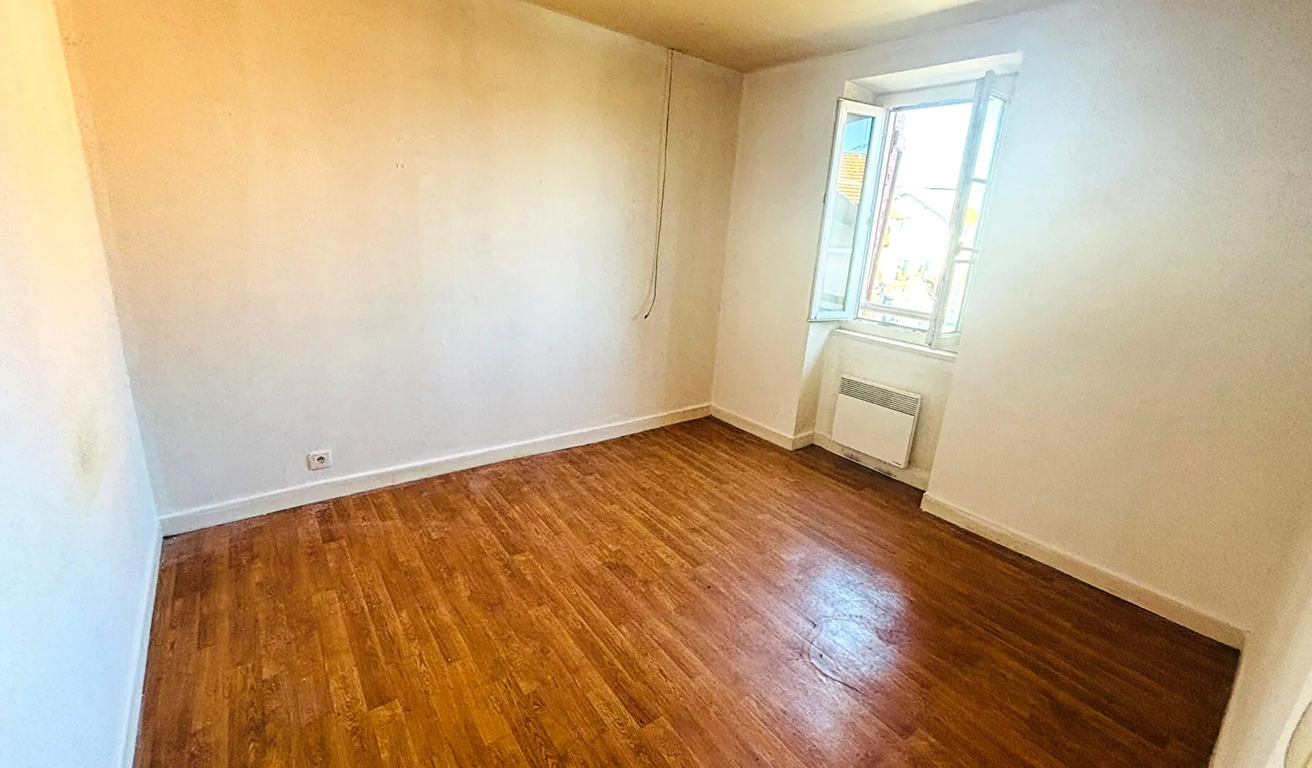 Appartement duplex à Boucau de 44 m² avec jardin privatif, idéal pour achat ou investissement 