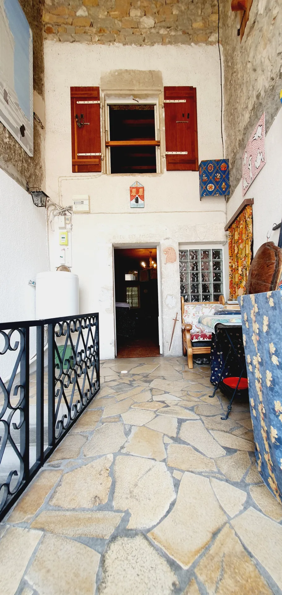 Maison de village à Saint Chaptès, idéal premier achat ou pied-à-terre dans le Gard 