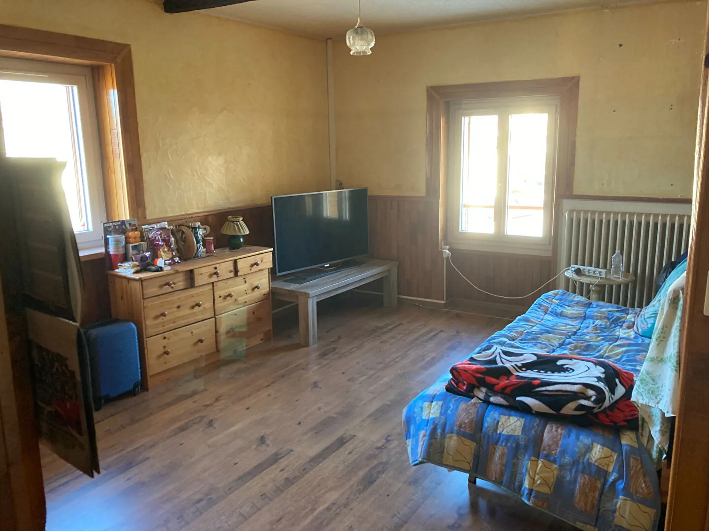 Maison de village à vendre à Savines-le-Lac avec garage et vue lac 