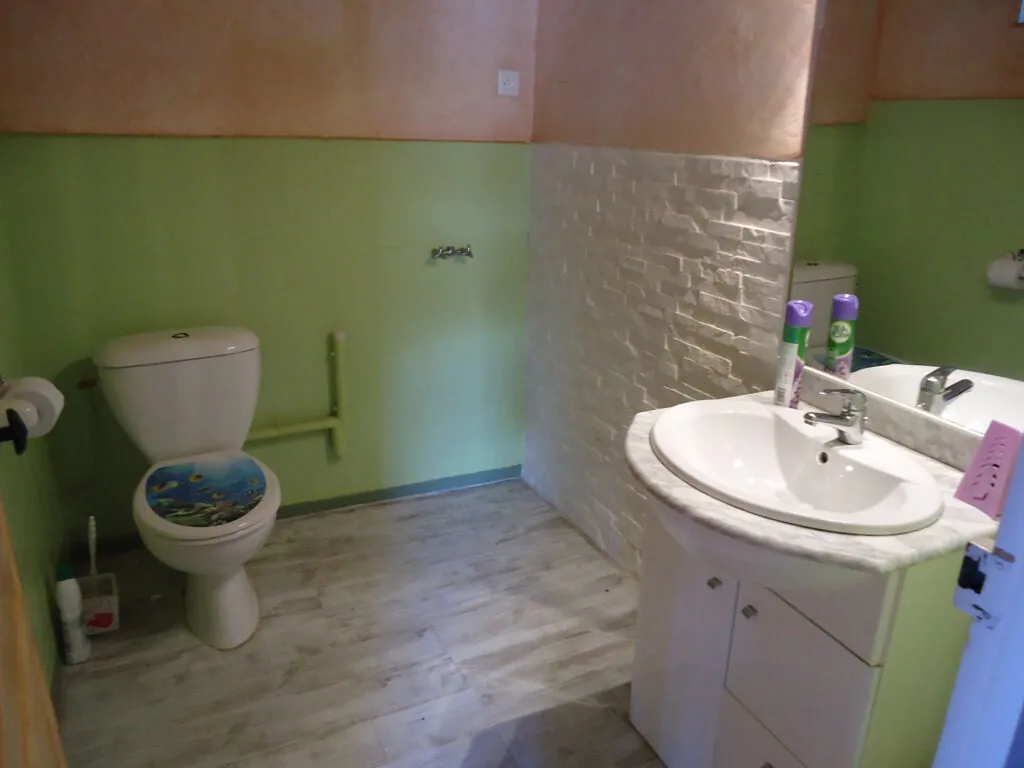 Maison de village à vendre à Savines-le-Lac avec garage et vue lac 