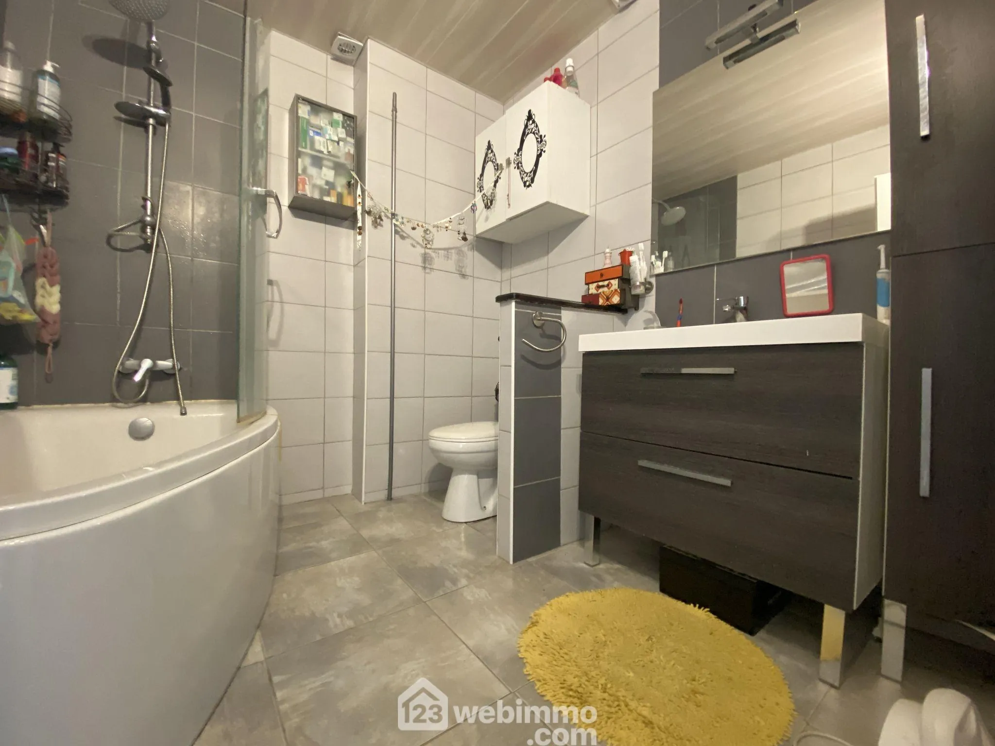 Vente maison 103 m² à La Roche-sur-Yon dans quartier calme 