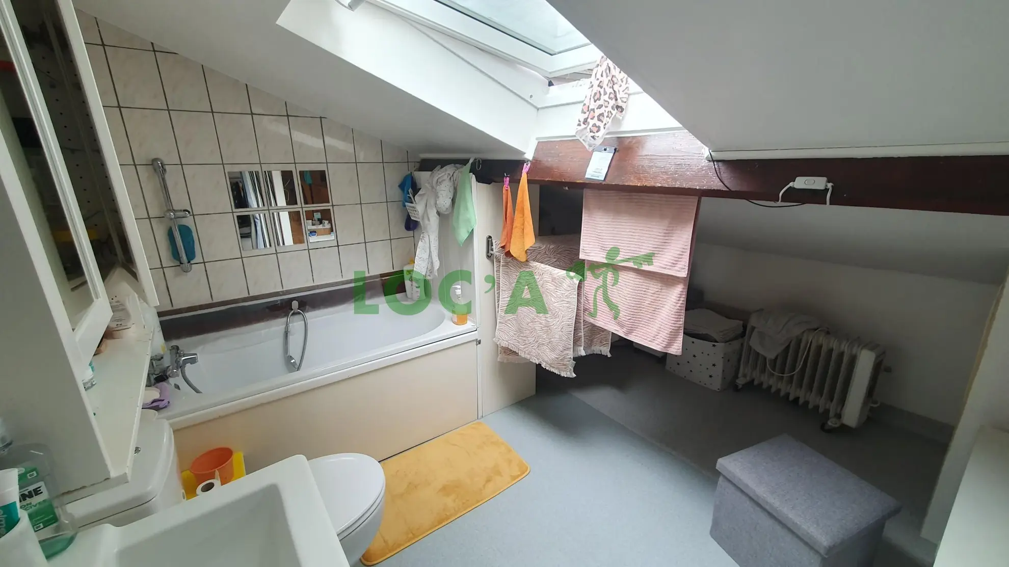 Charmante maison F2 à Dijon avec terrasse et cour privative – Emplacement central 