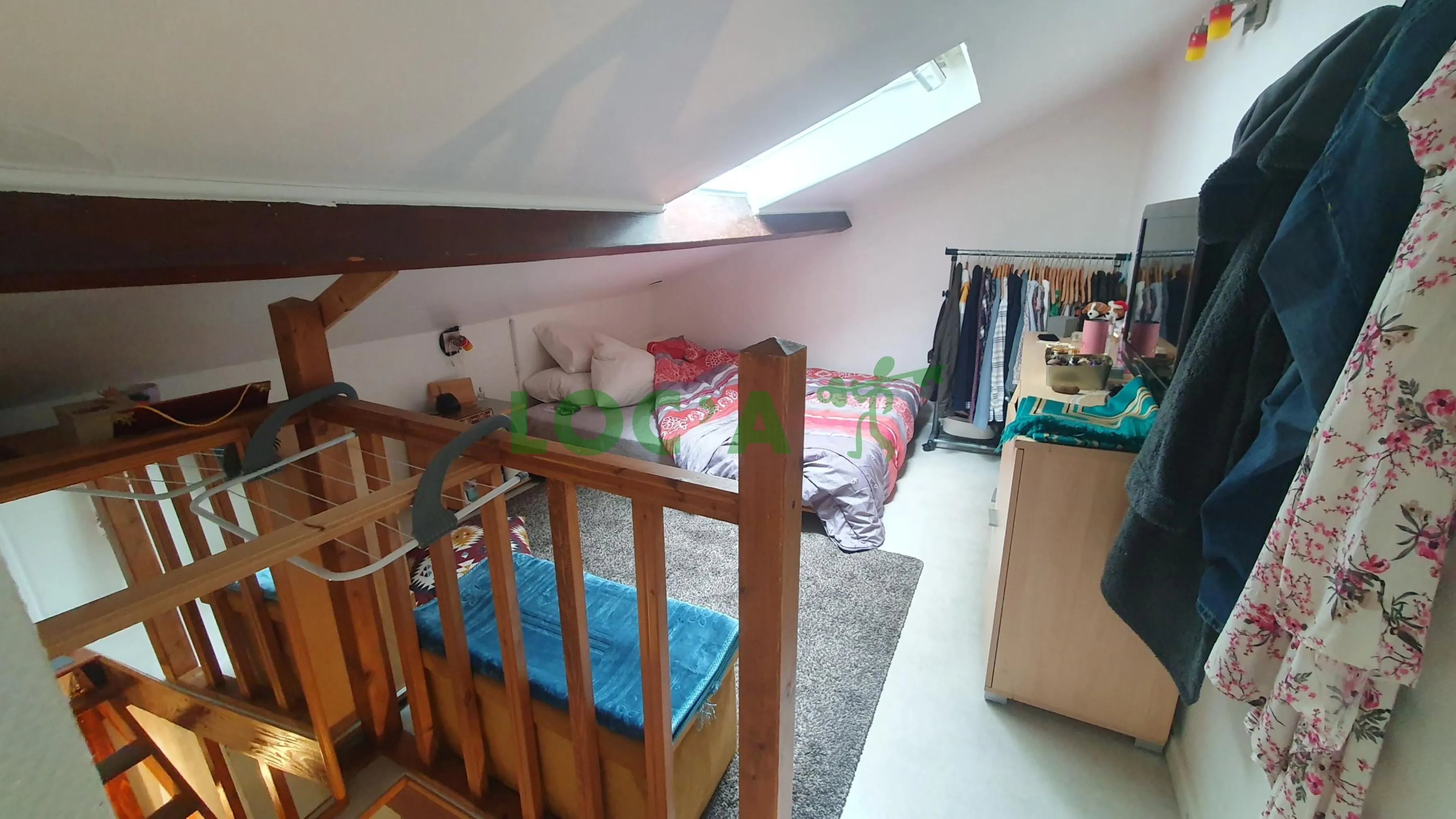 Charmante maison F2 à Dijon avec terrasse et cour privative – Emplacement central 