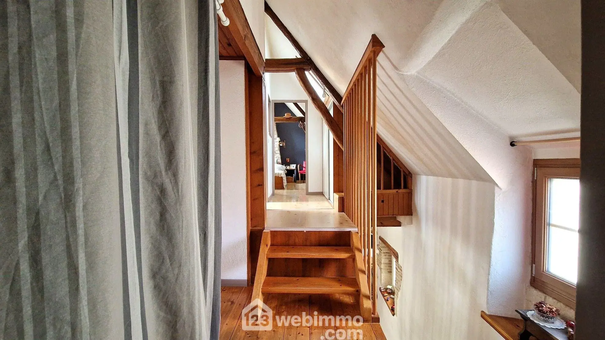 Maison en pierre de 140 m² à Veslud, rénovée et prête à vivre 