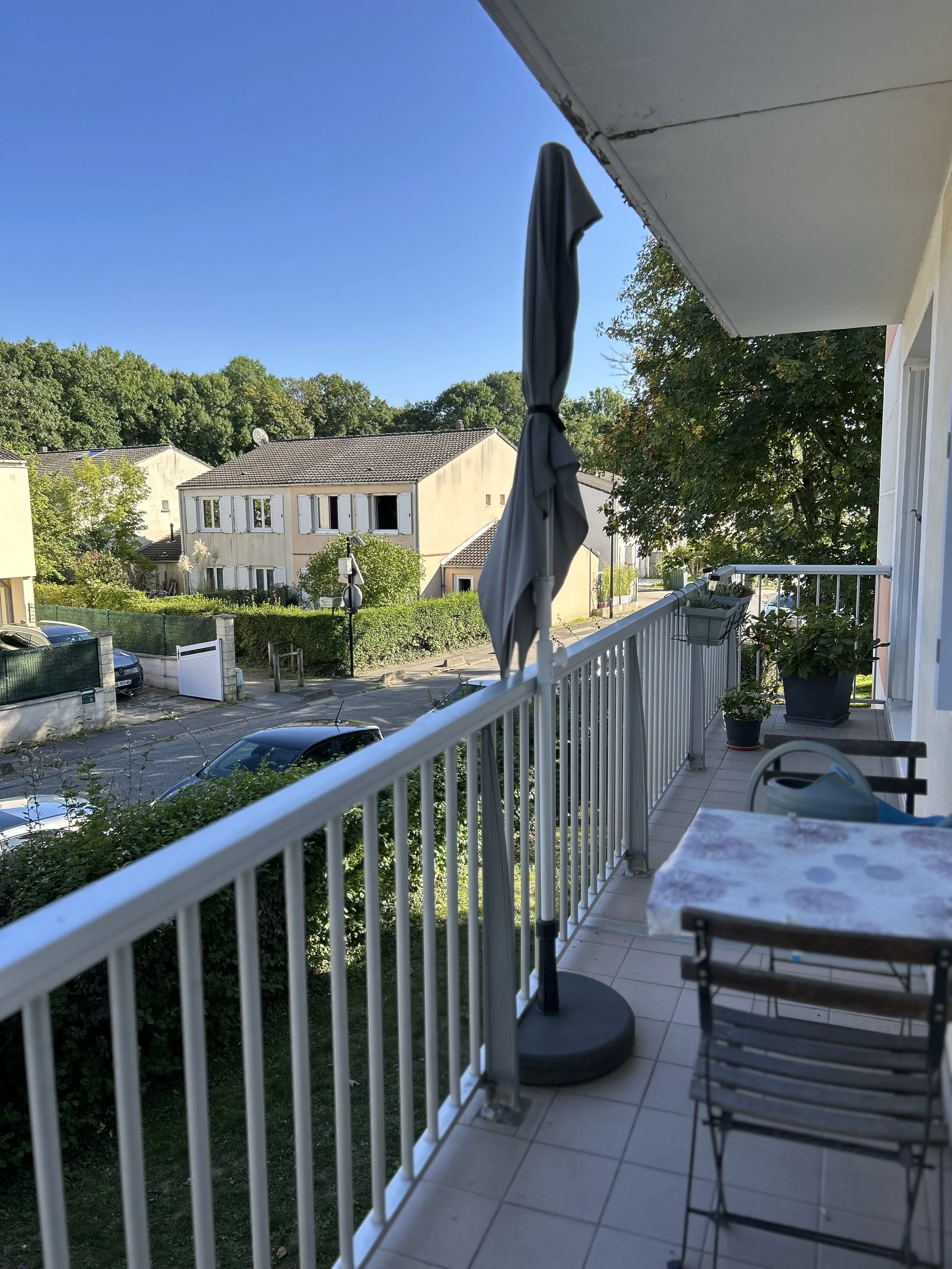 Appartement familial de 98 m² avec 4 chambres à Magny-les-Hameaux 