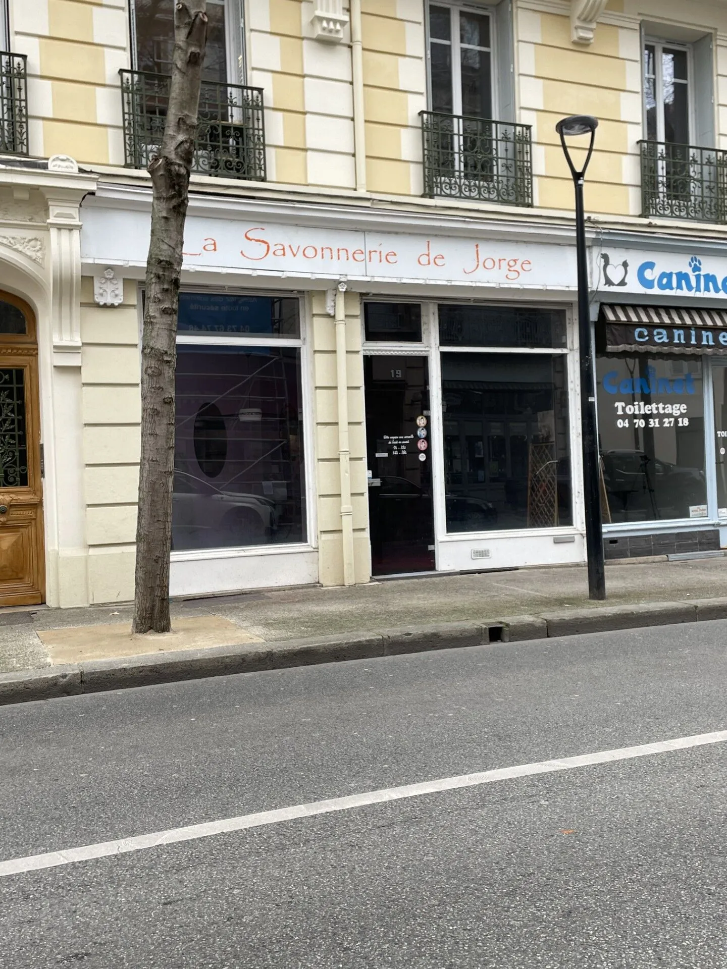 Local commercial de 20 m² à Vichy en centre-ville idéal pour profession indépendante