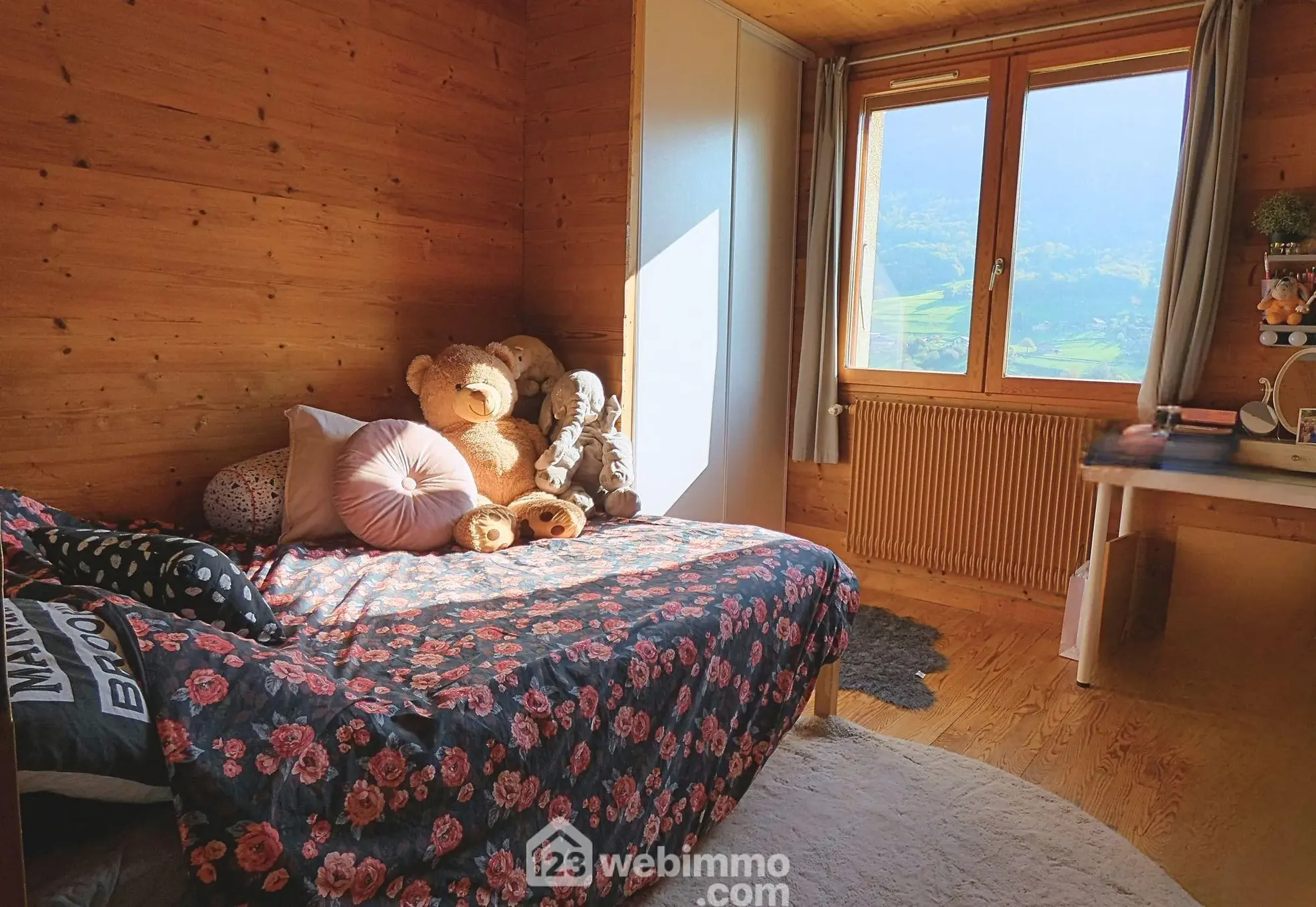 Appartement T4 en rez de jardin avec jardin privé à Marthod 